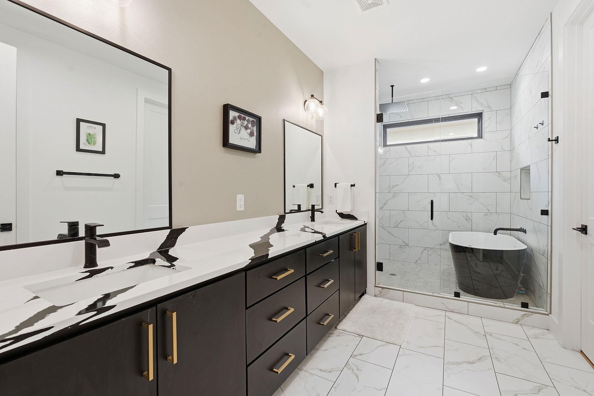 606A Clifford Dr, Austin, TX 78745