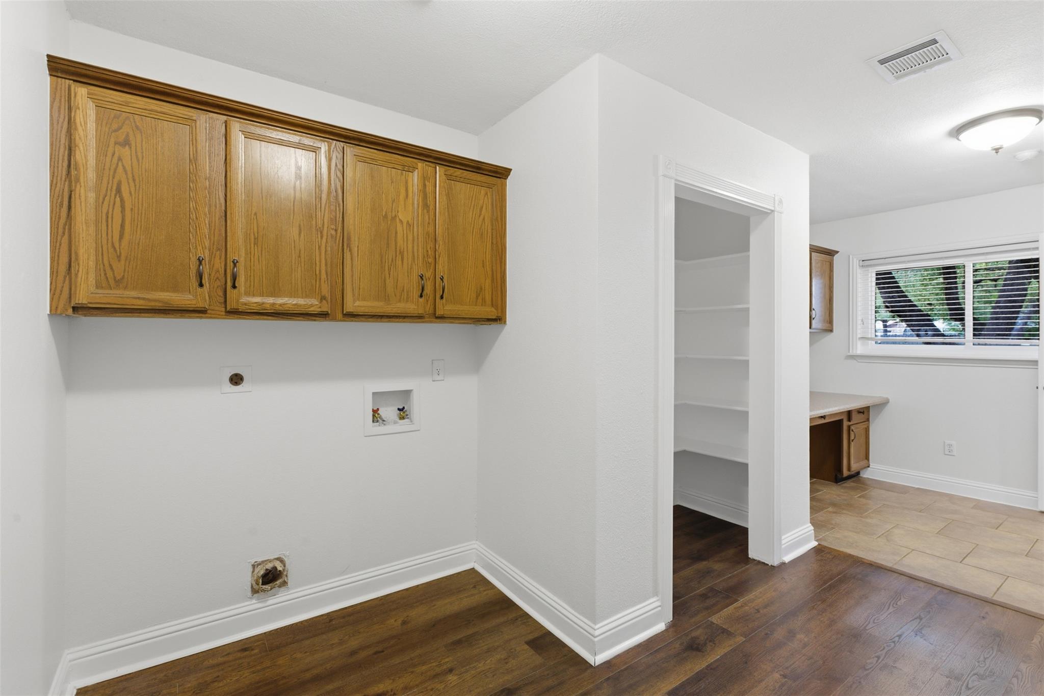 1312 Chalk Ln, Cedar Park, TX 78613