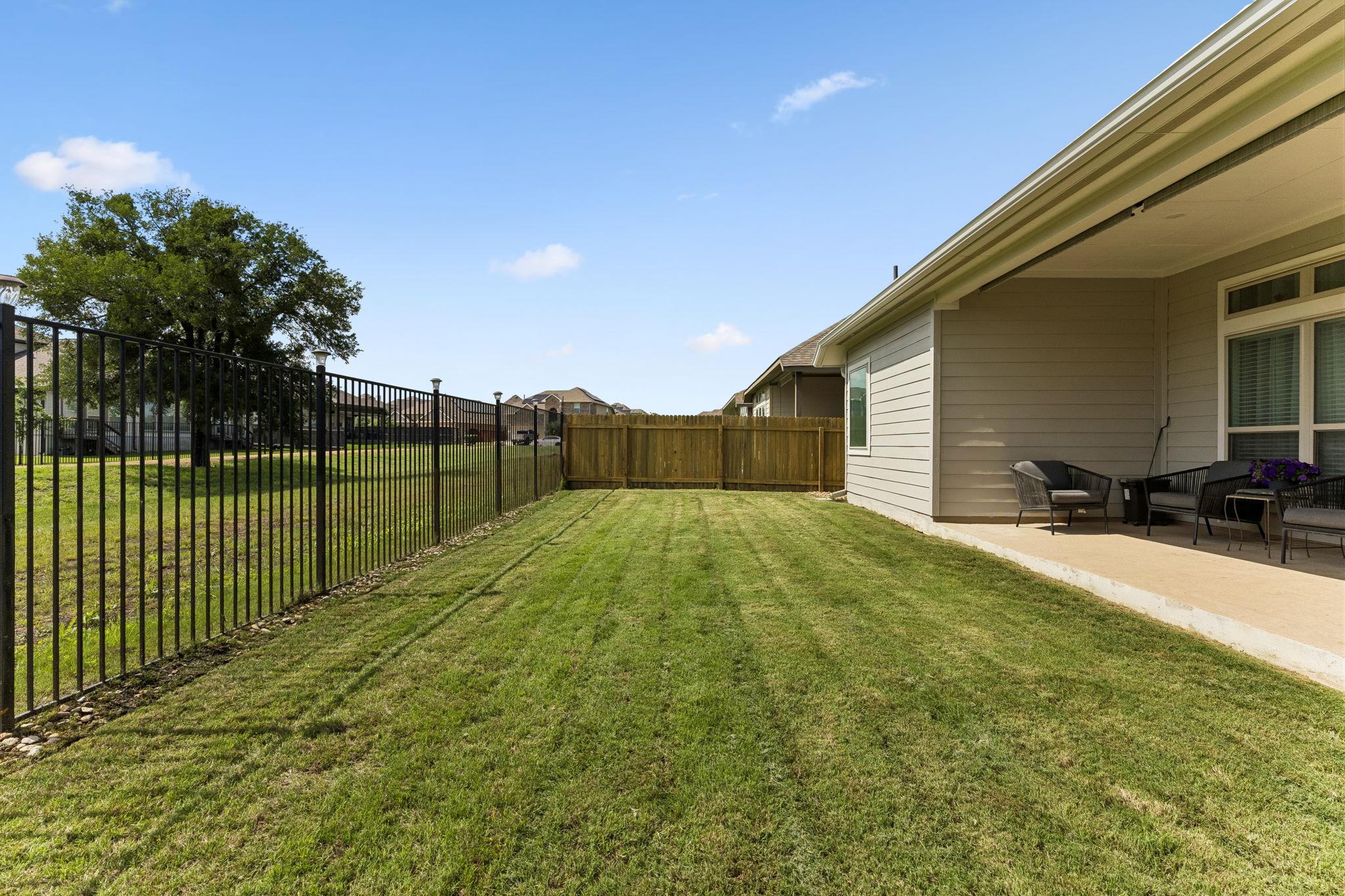 233 Glen Arbor Dr, Liberty Hill, TX 78642