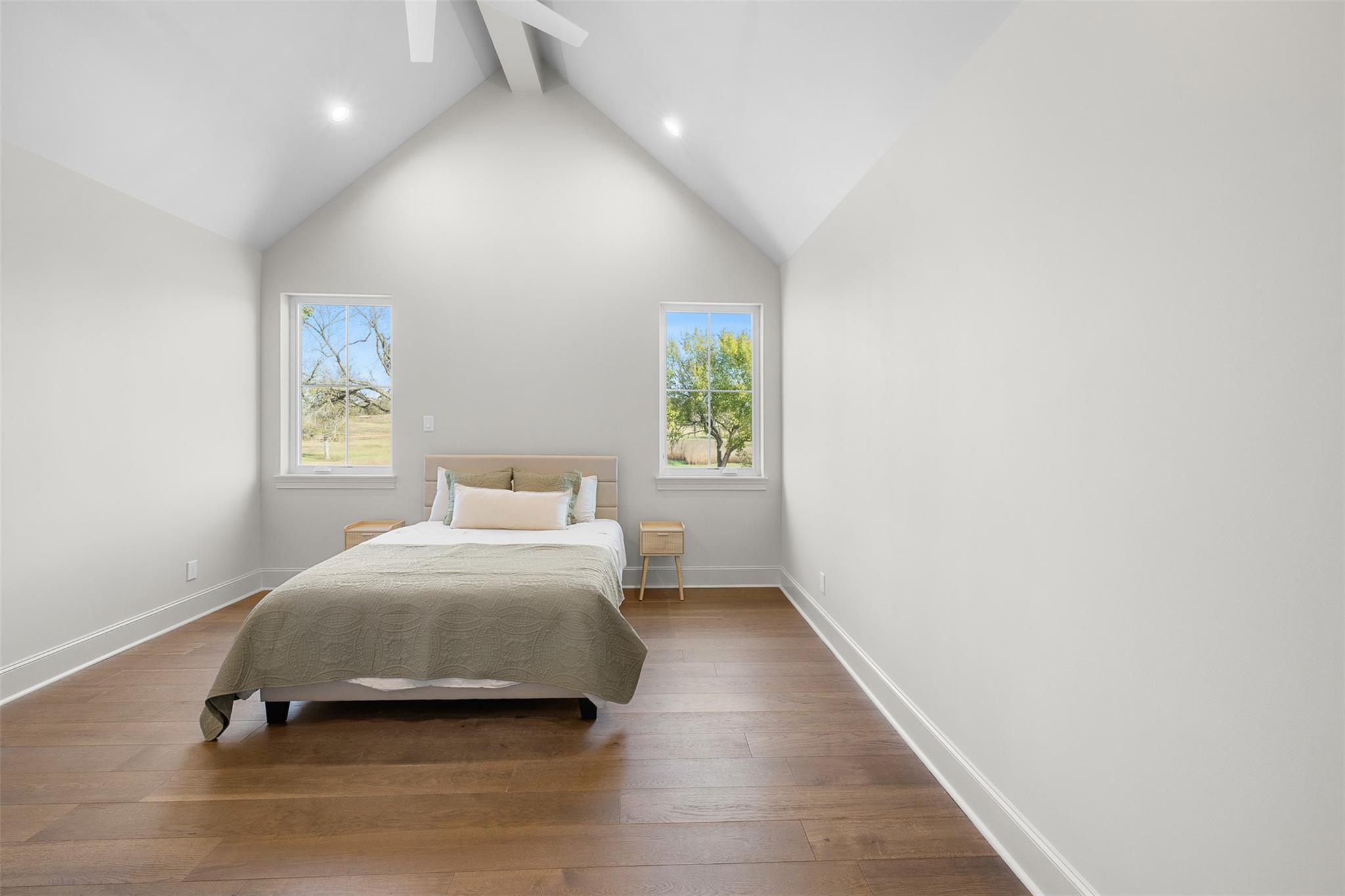 404 Blackberry Ln, Washington, TX 77880