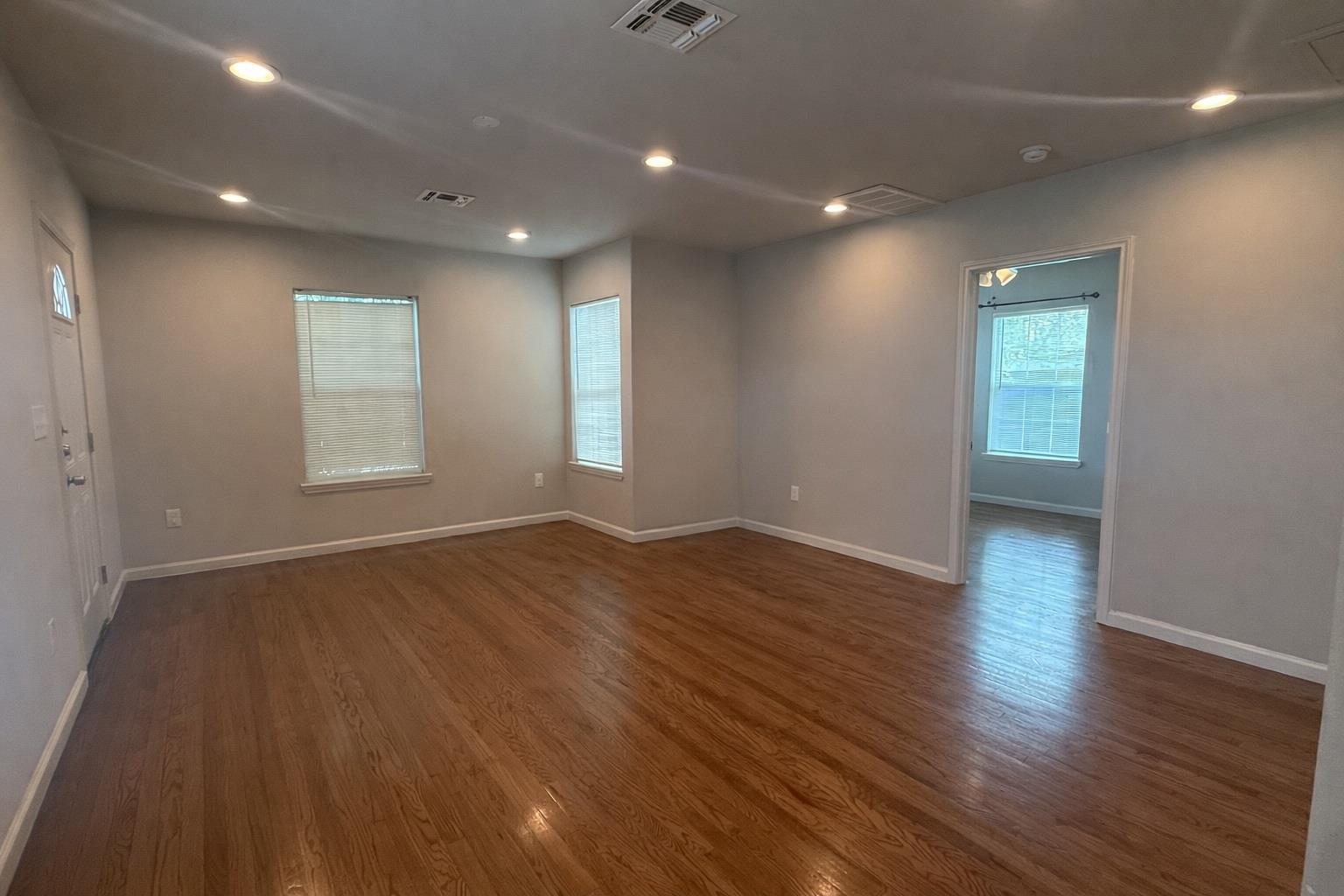 802 Alametos # A, San Antonio, TX 78212