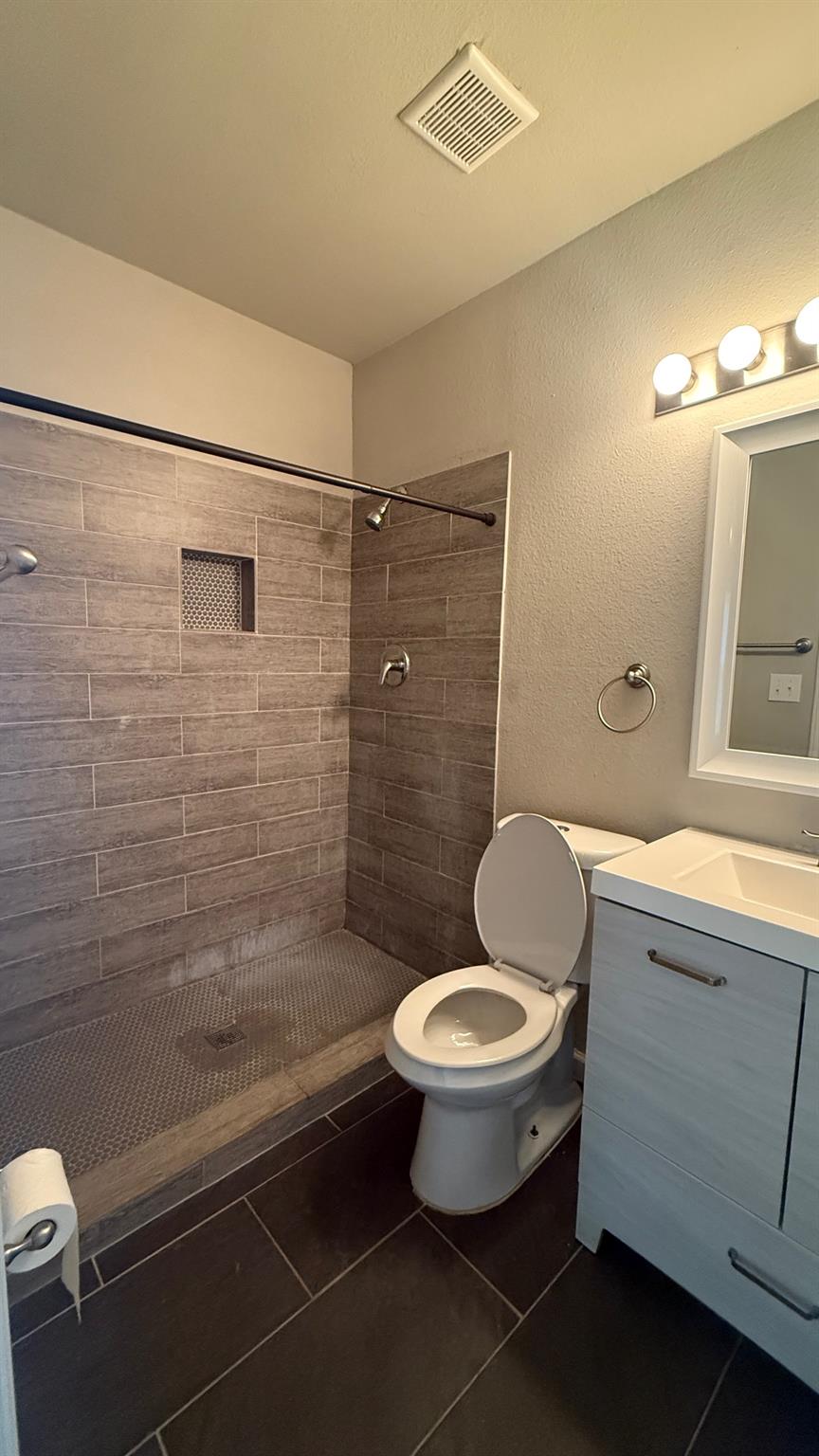 802 Alametos # A, San Antonio, TX 78212