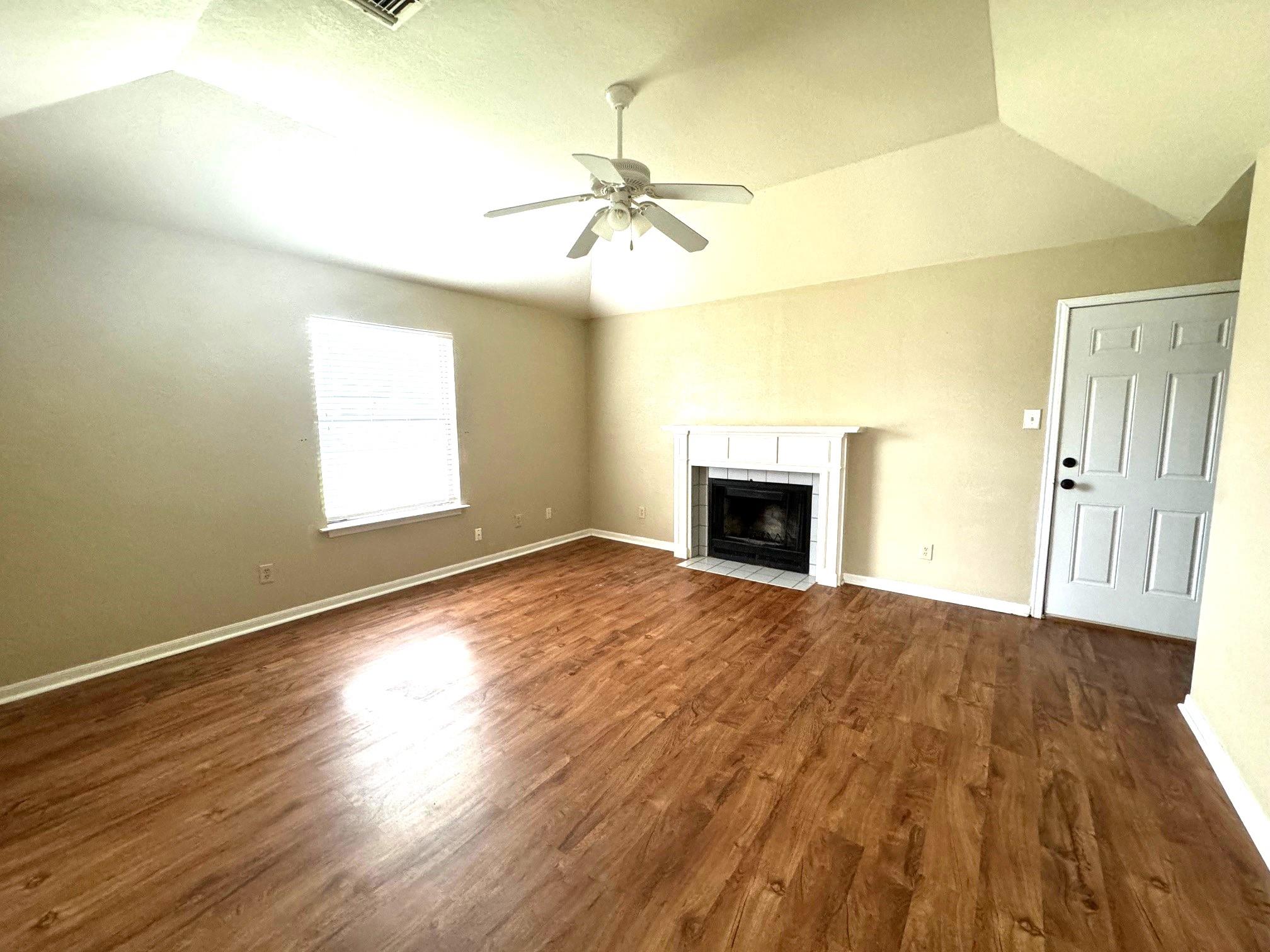 117 Quail Cv # A, Lockhart, TX 78644