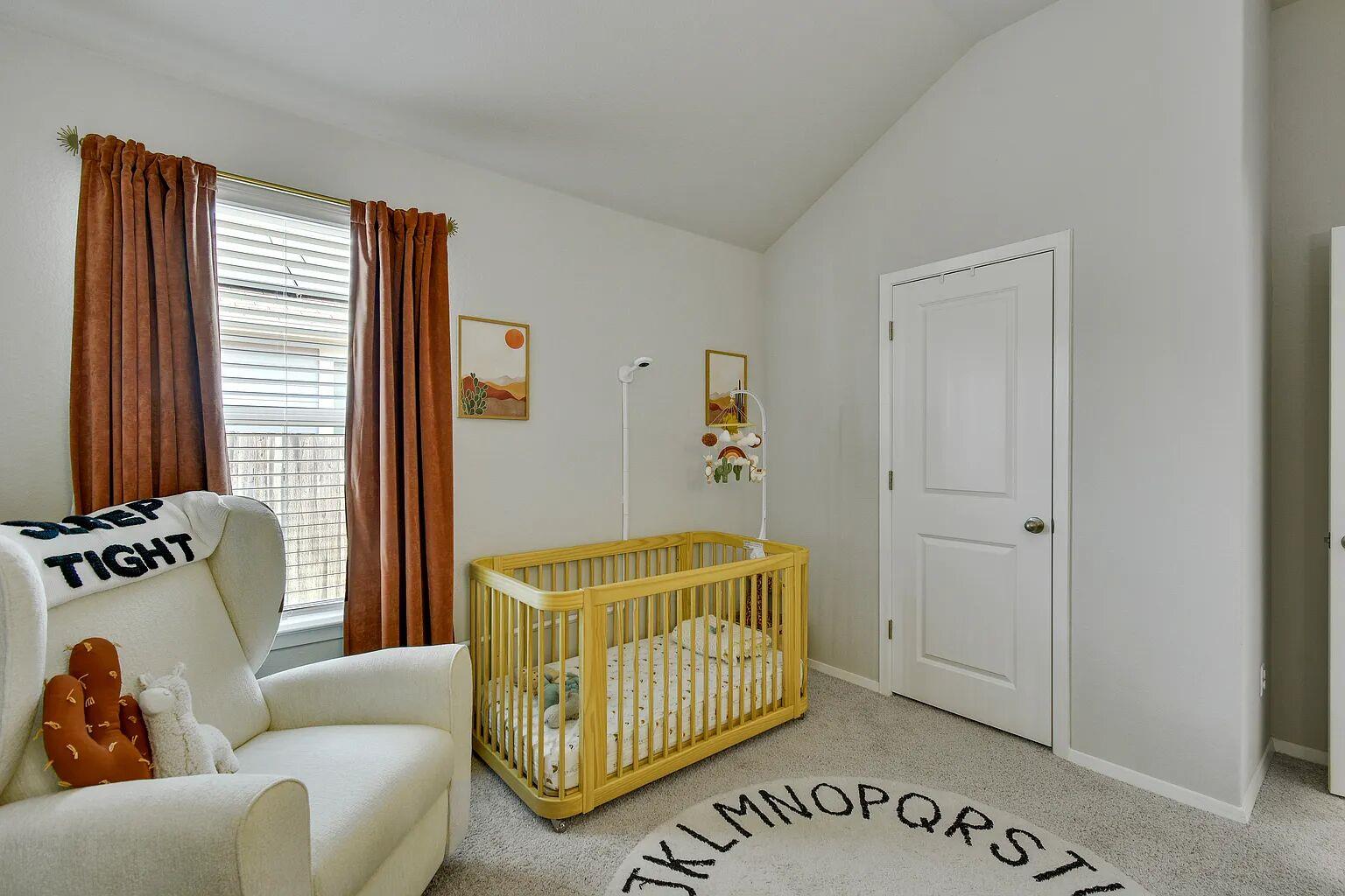 121 Crescent St, Georgetown, TX 78626