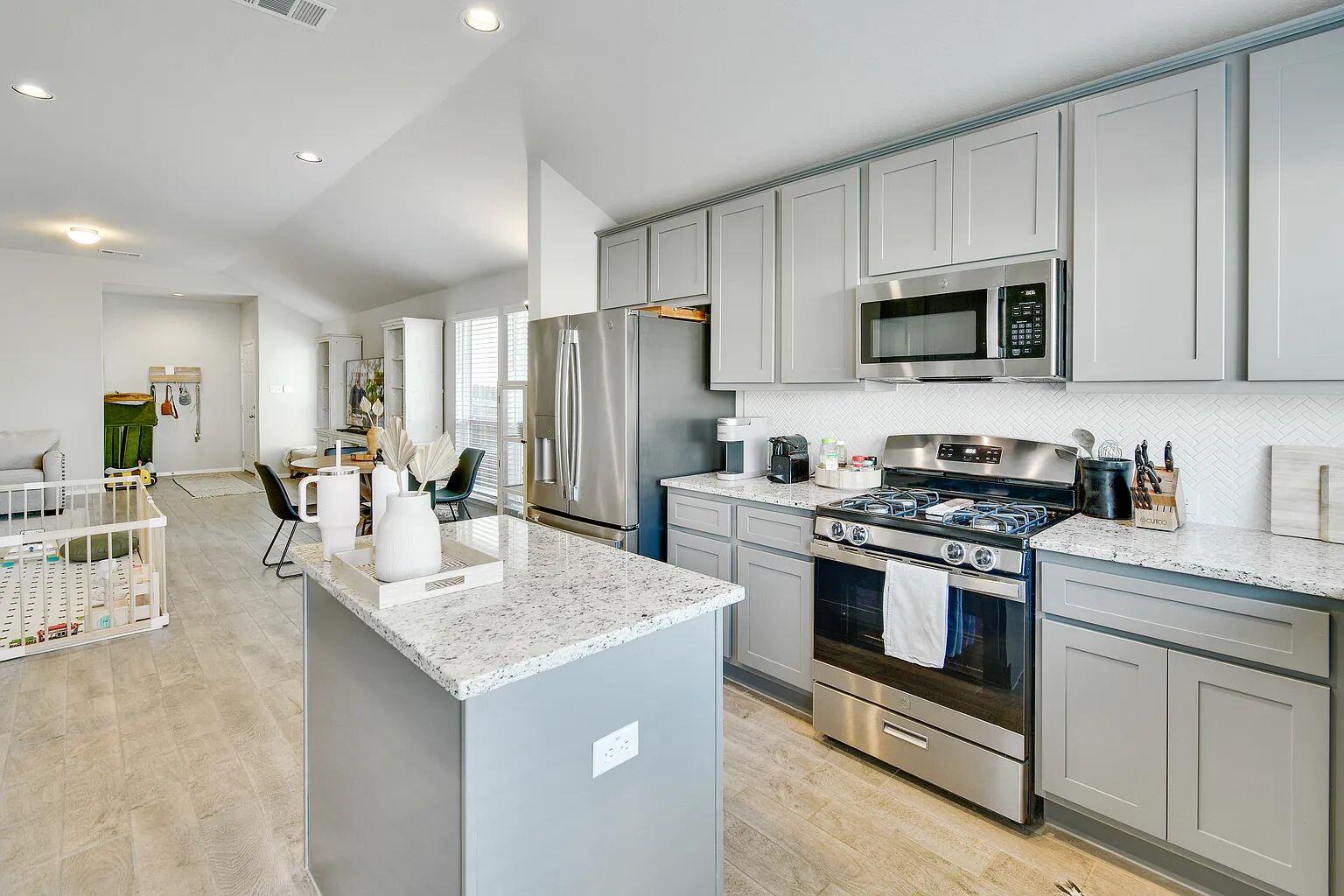 121 Crescent St, Georgetown, TX 78626