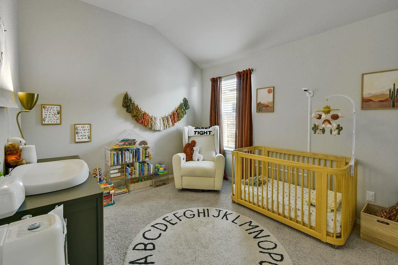 121 Crescent St, Georgetown, TX 78626