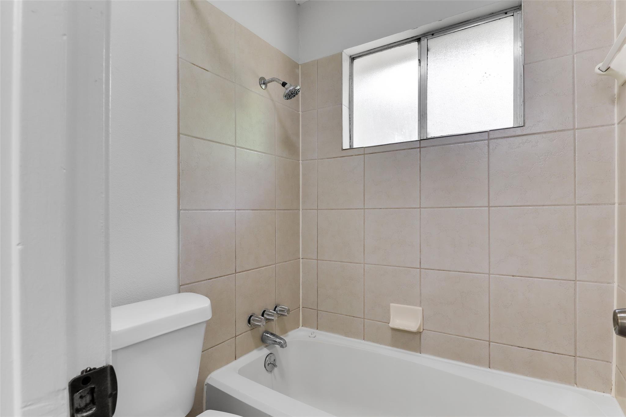 8015 Scotland Yard, Austin, TX 78759