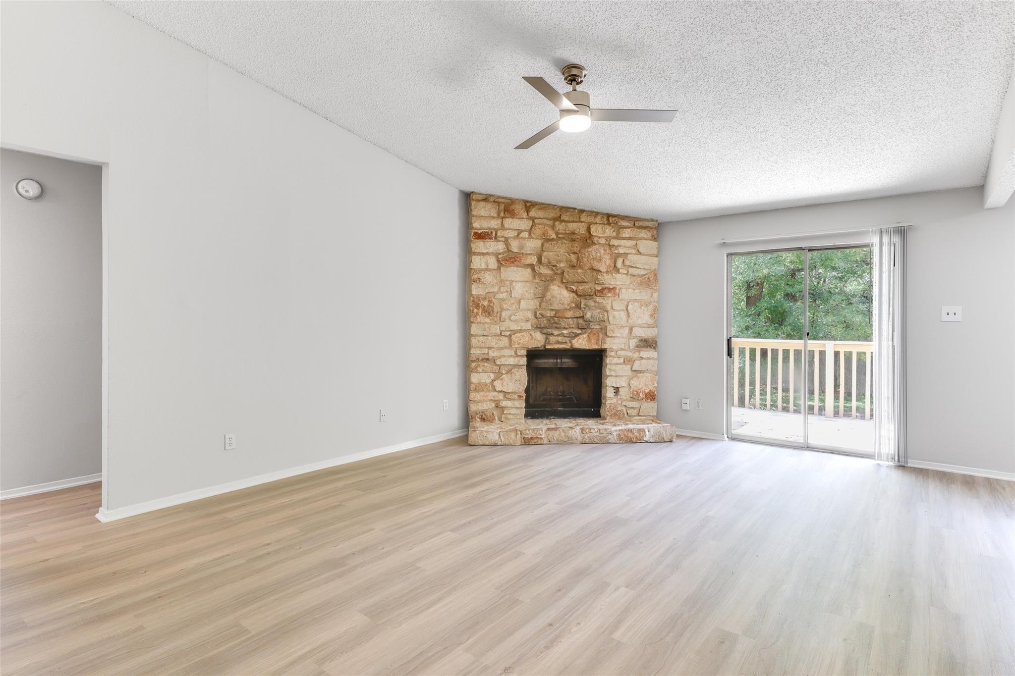 8015 Scotland Yard, Austin, TX 78759