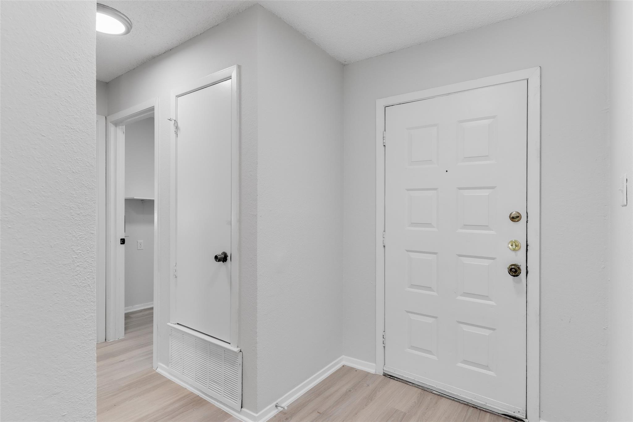 8015 Scotland Yard, Austin, TX 78759