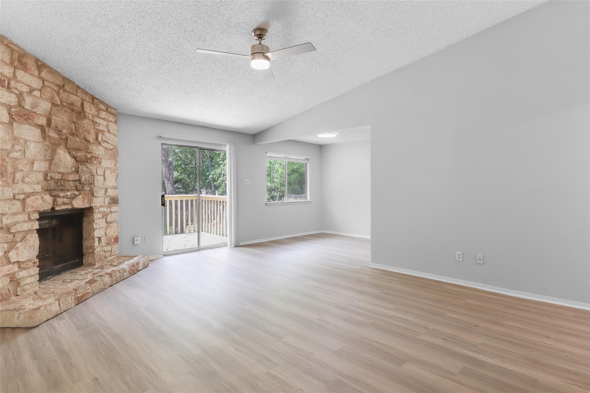 8015 Scotland Yard, Austin, TX 78759