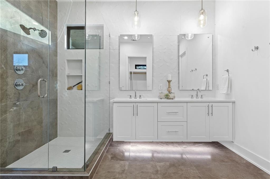 1004 Lott Ave, Austin, TX 78721