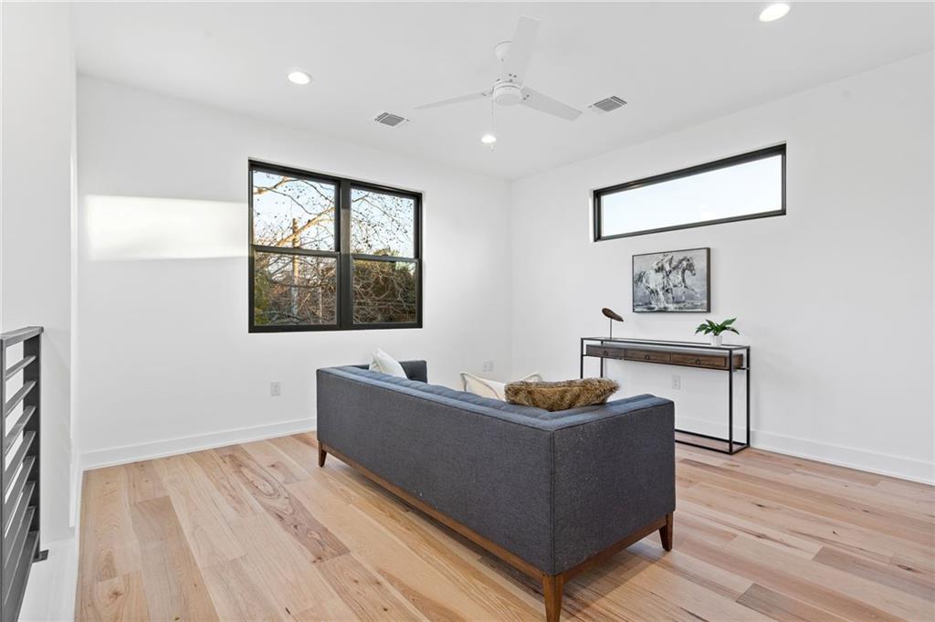 1004 Lott Ave, Austin, TX 78721