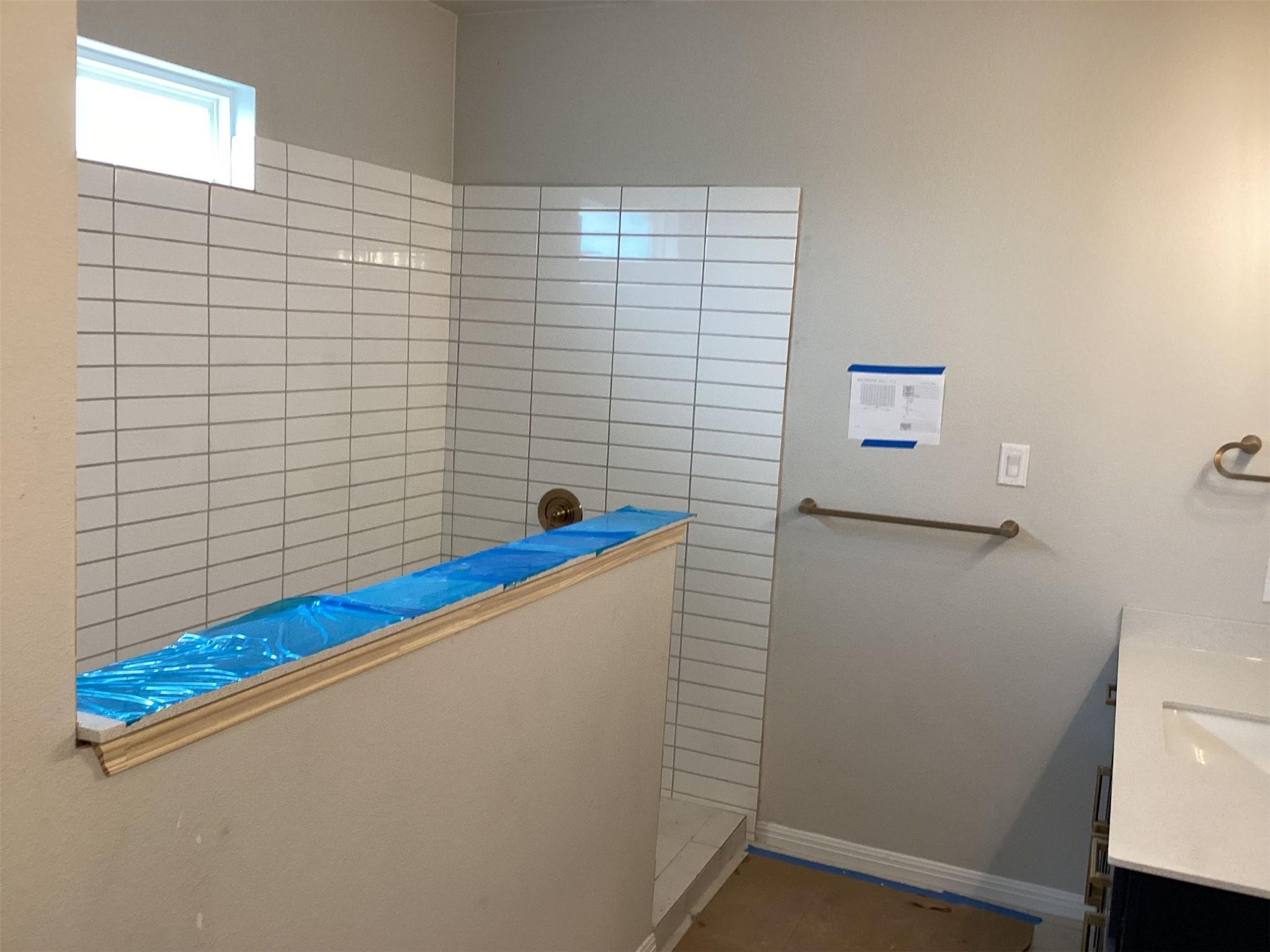 213 Leeland Dr, Liberty Hill, TX 78642