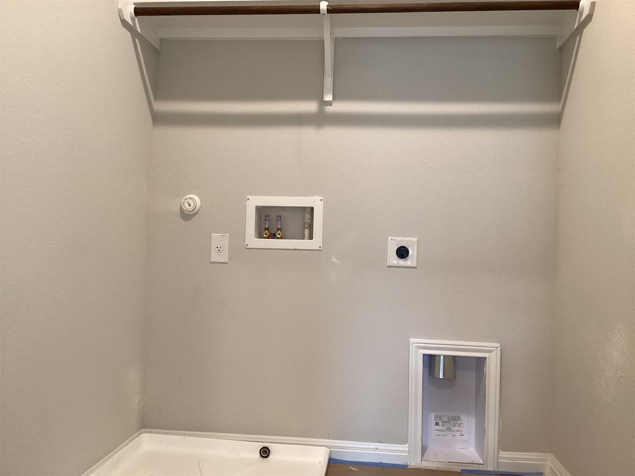 213 Leeland Dr, Liberty Hill, TX 78642