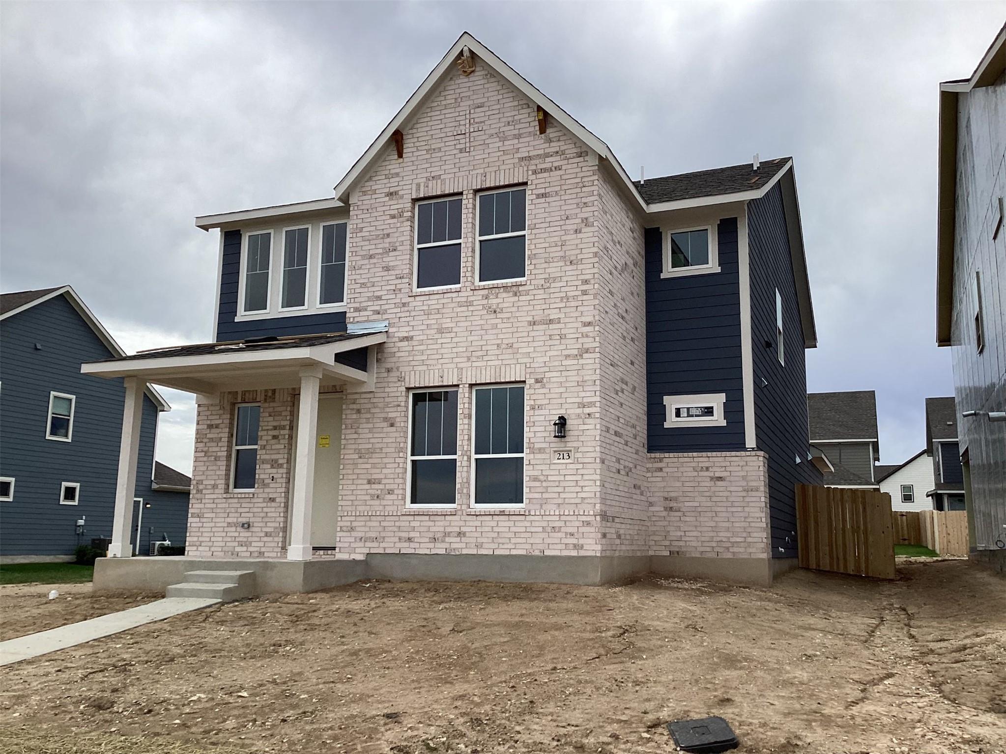 213 Leeland Dr, Liberty Hill, TX 78642