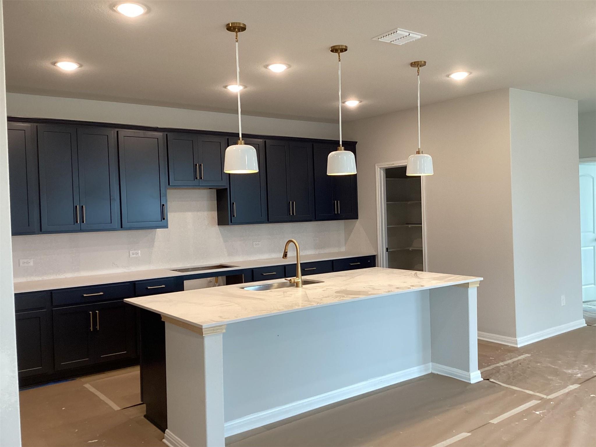 213 Leeland Dr, Liberty Hill, TX 78642