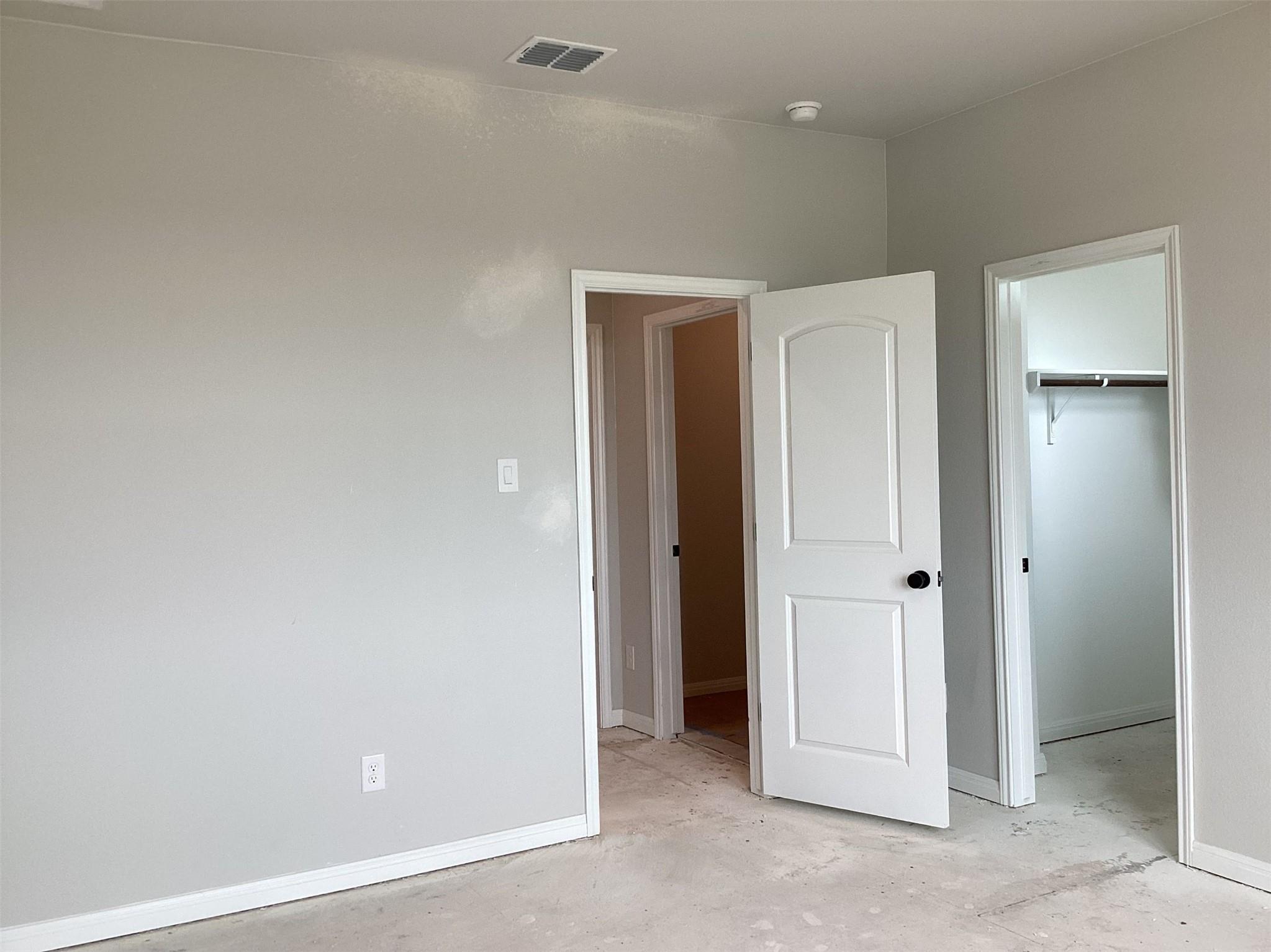 213 Leeland Dr, Liberty Hill, TX 78642