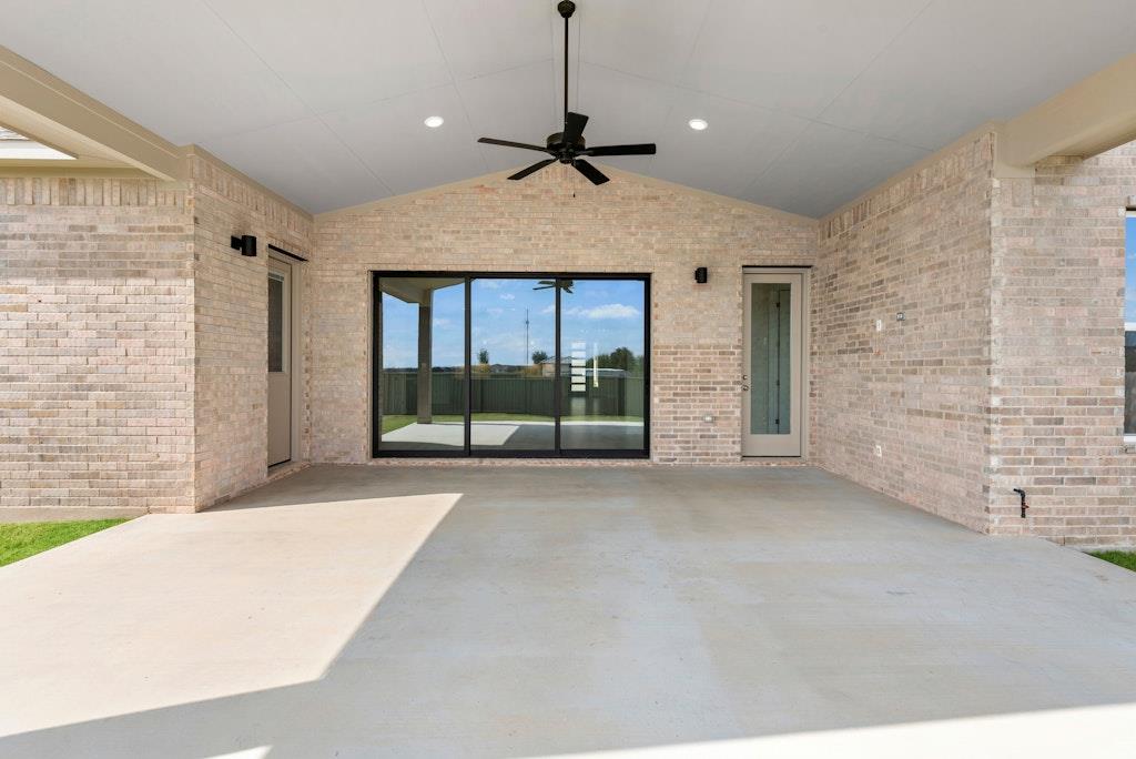 121 Irvine Pass, Liberty Hill, TX 78642