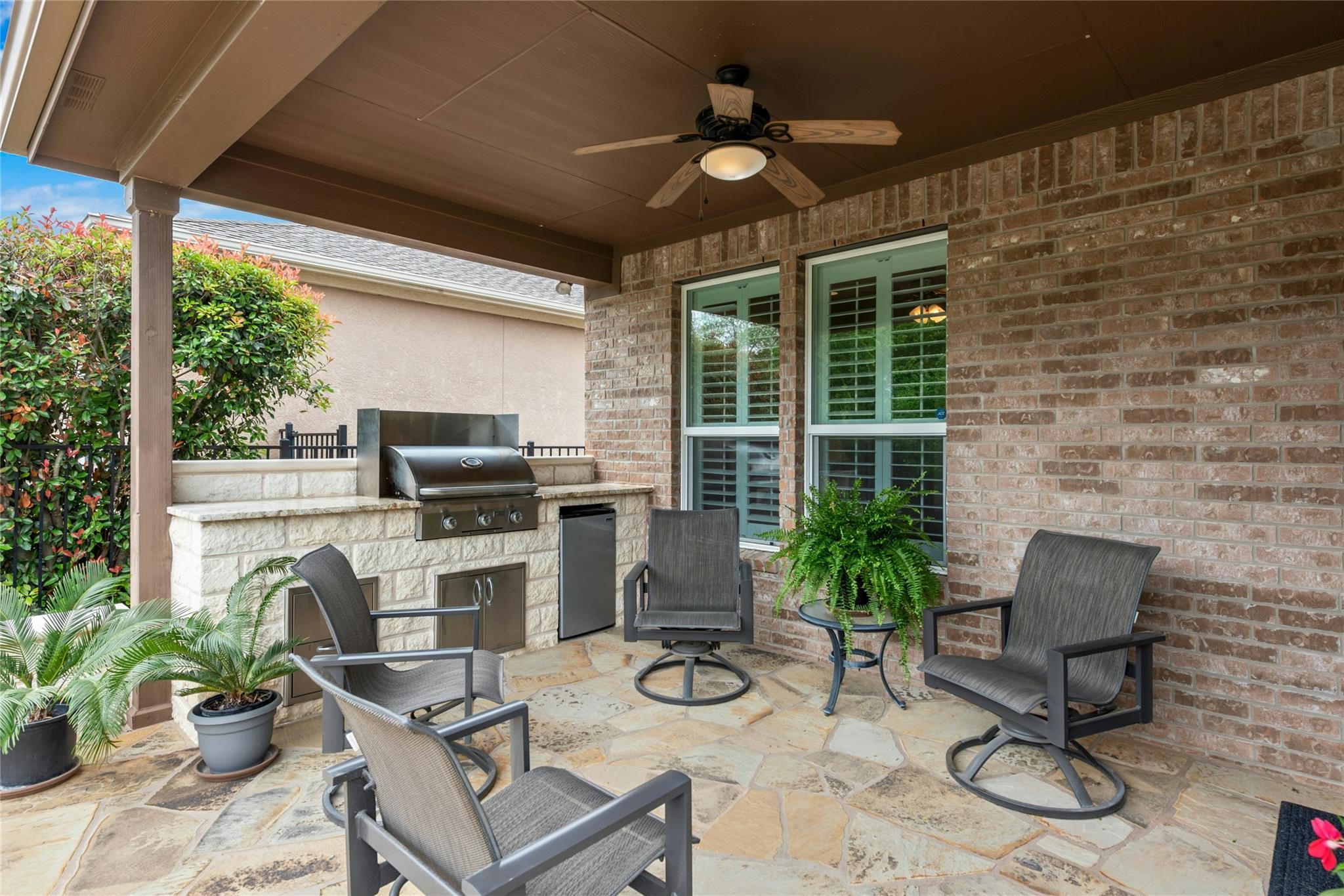 502 Davis Mountain Cir, Georgetown, TX 78633