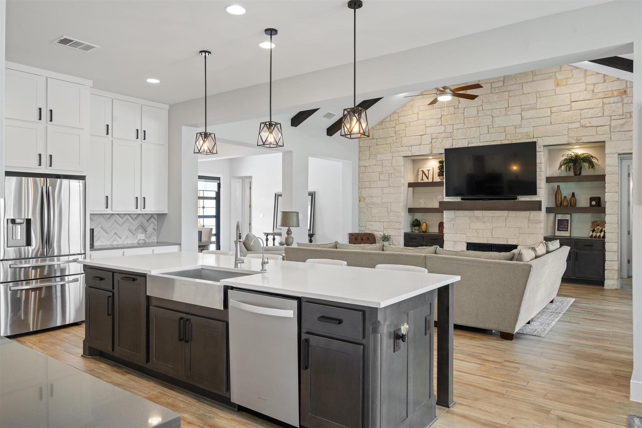 2009 NATURE VIEW LOOP, Driftwood, TX 78619