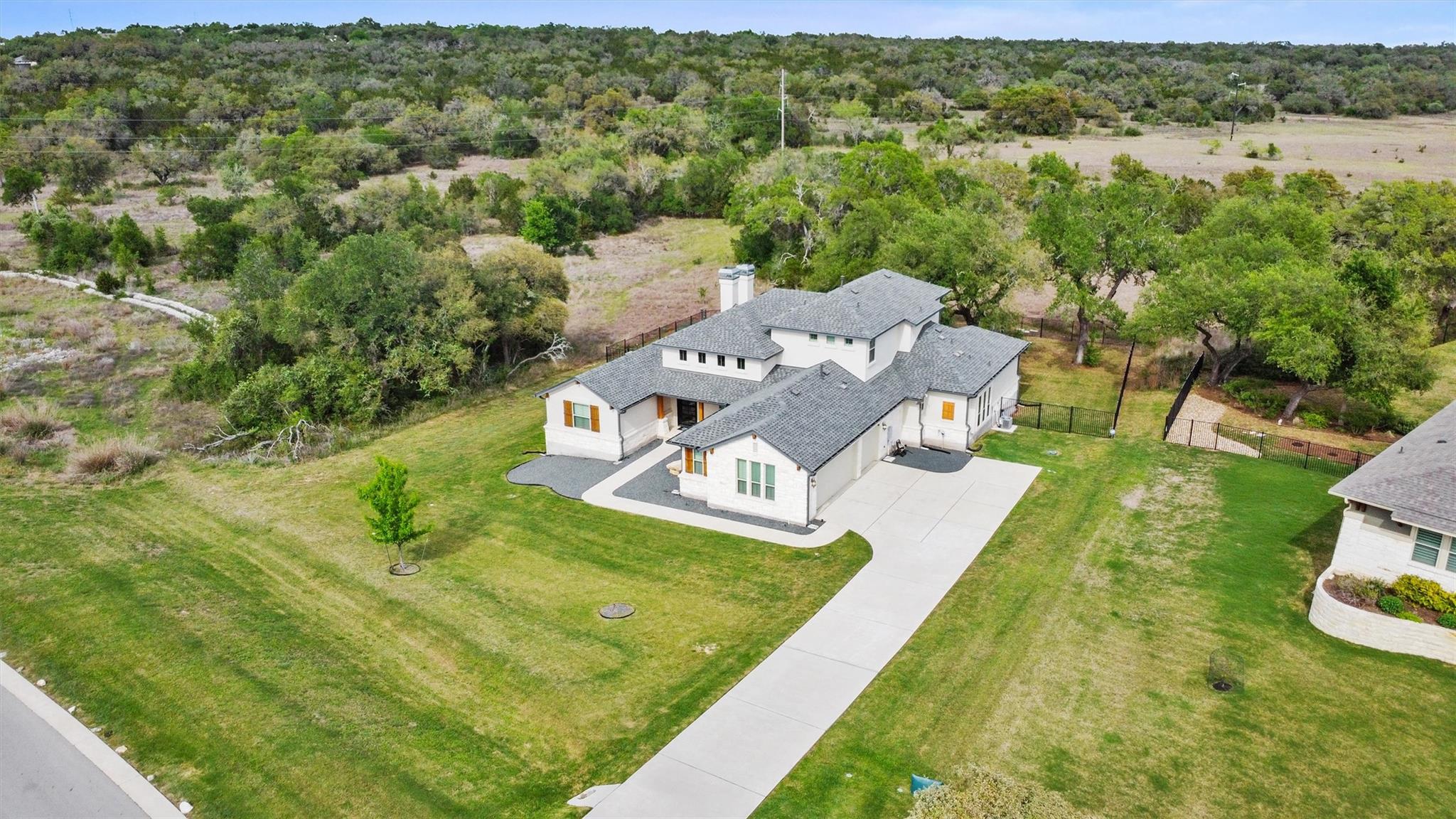 2009 NATURE VIEW LOOP, Driftwood, TX 78619