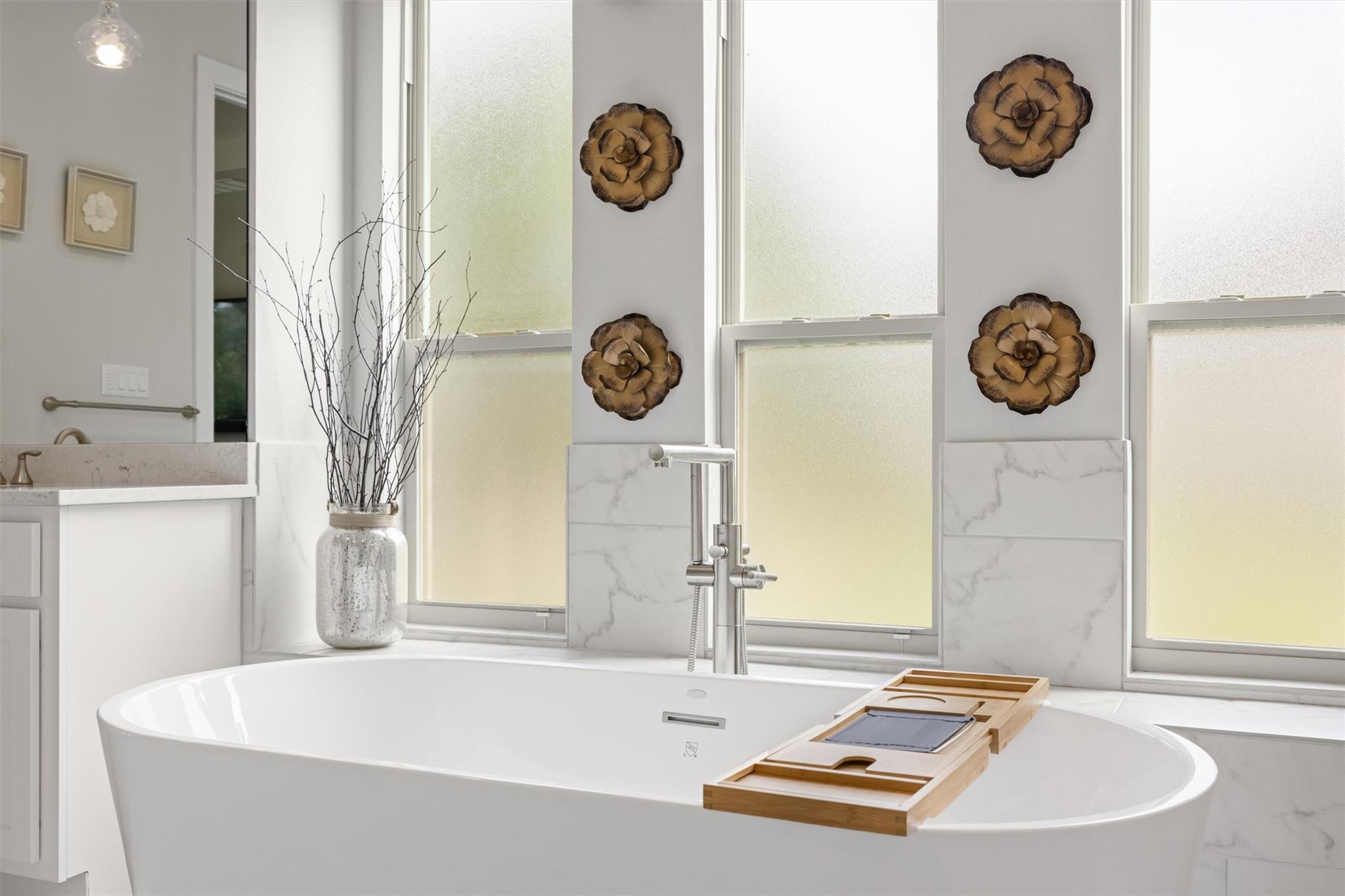 2009 NATURE VIEW LOOP, Driftwood, TX 78619