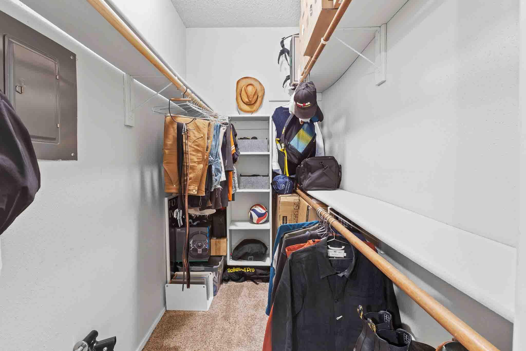 114 E 31st St # 207, Austin, TX 78705