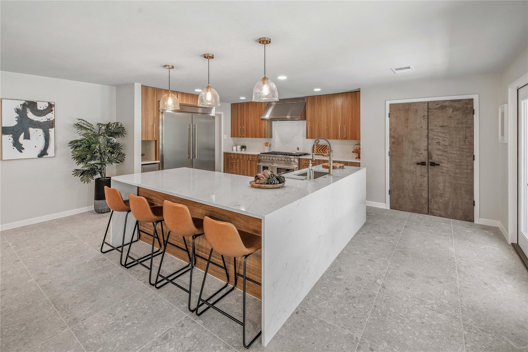 743 S Rosemary Dr, Bryan, TX 77802