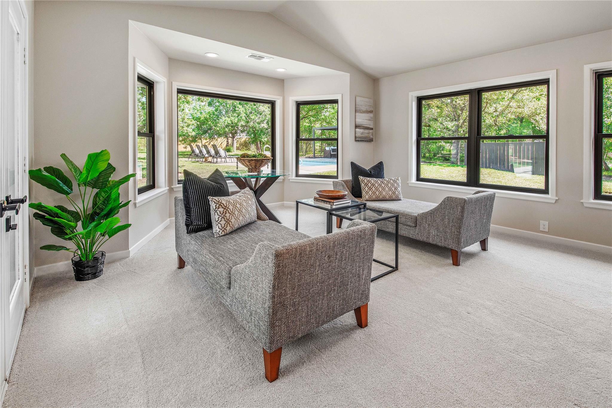 743 S Rosemary Dr, Bryan, TX 77802