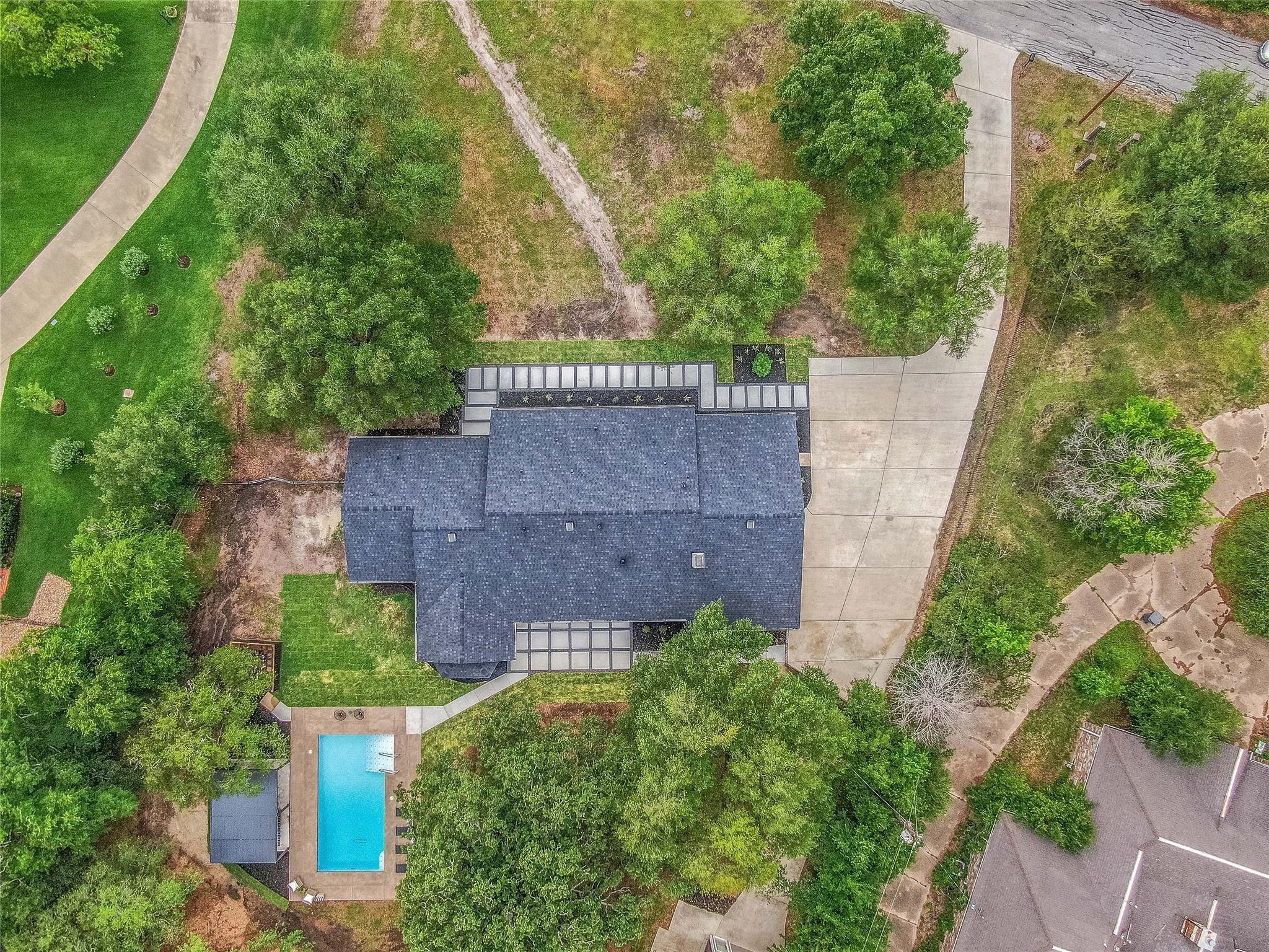 743 S Rosemary Dr, Bryan, TX 77802