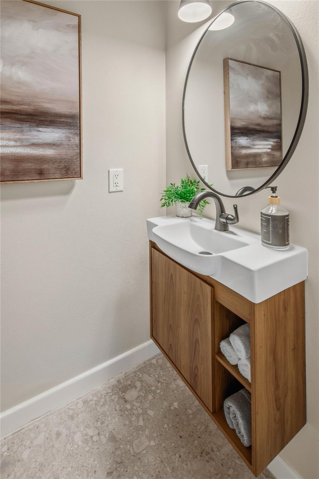 743 S Rosemary Dr, Bryan, TX 77802