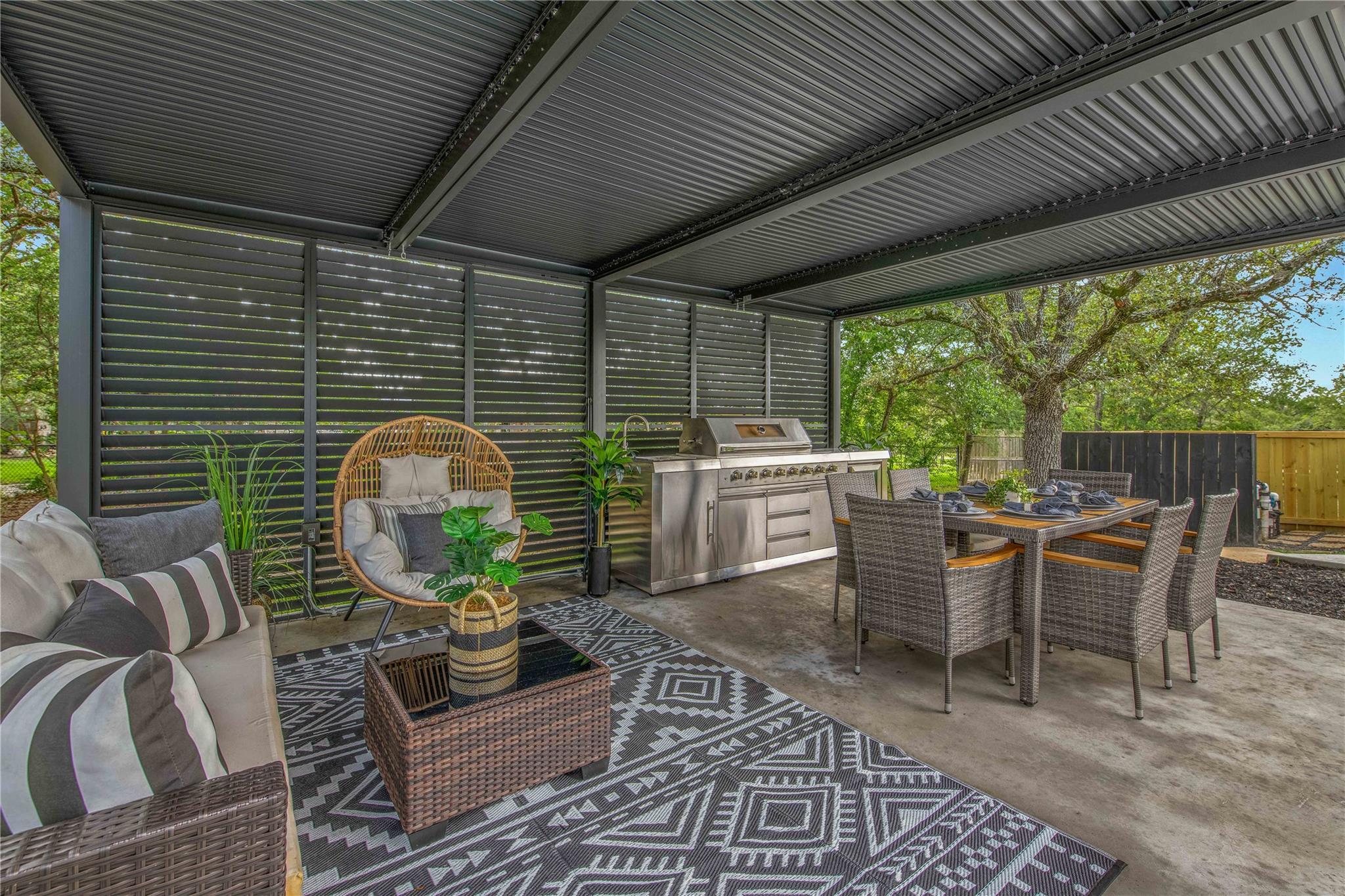 743 S Rosemary Dr, Bryan, TX 77802