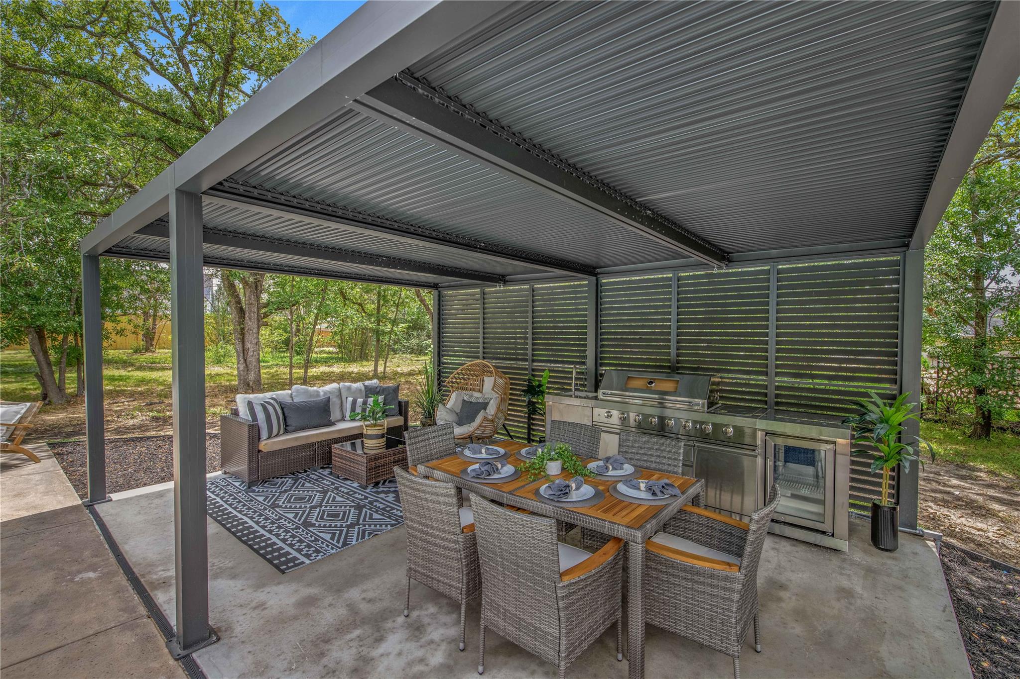 743 S Rosemary Dr, Bryan, TX 77802