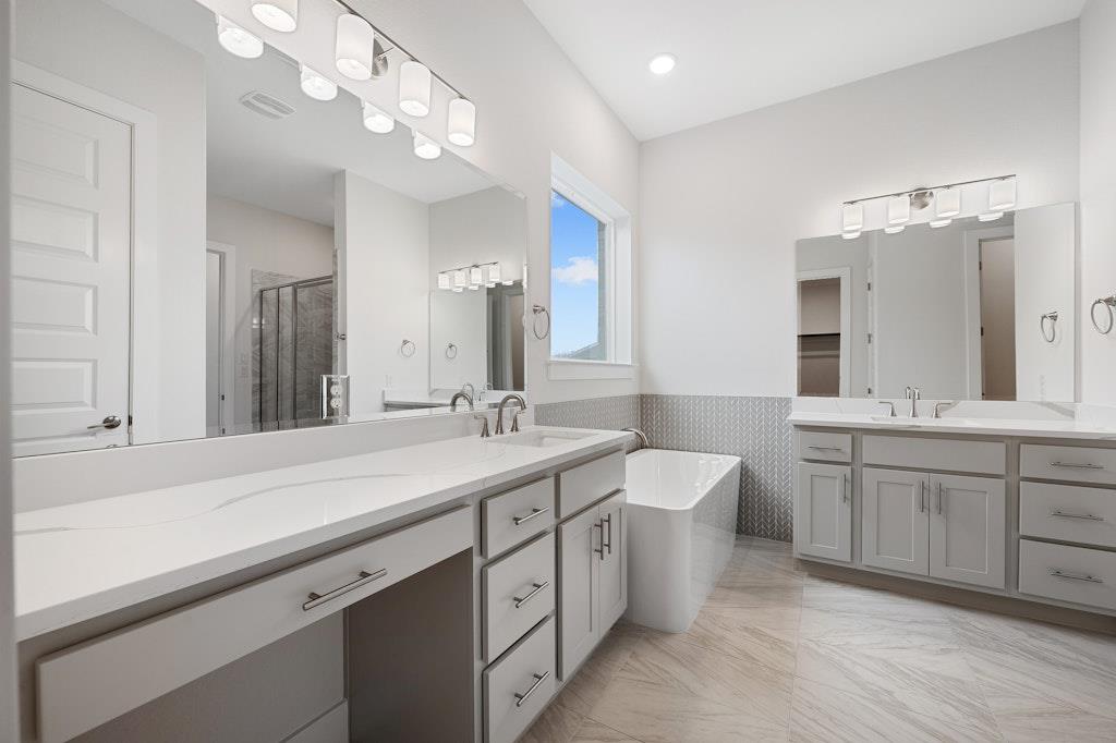 129 Sanco Dr, Liberty Hill, TX 78642