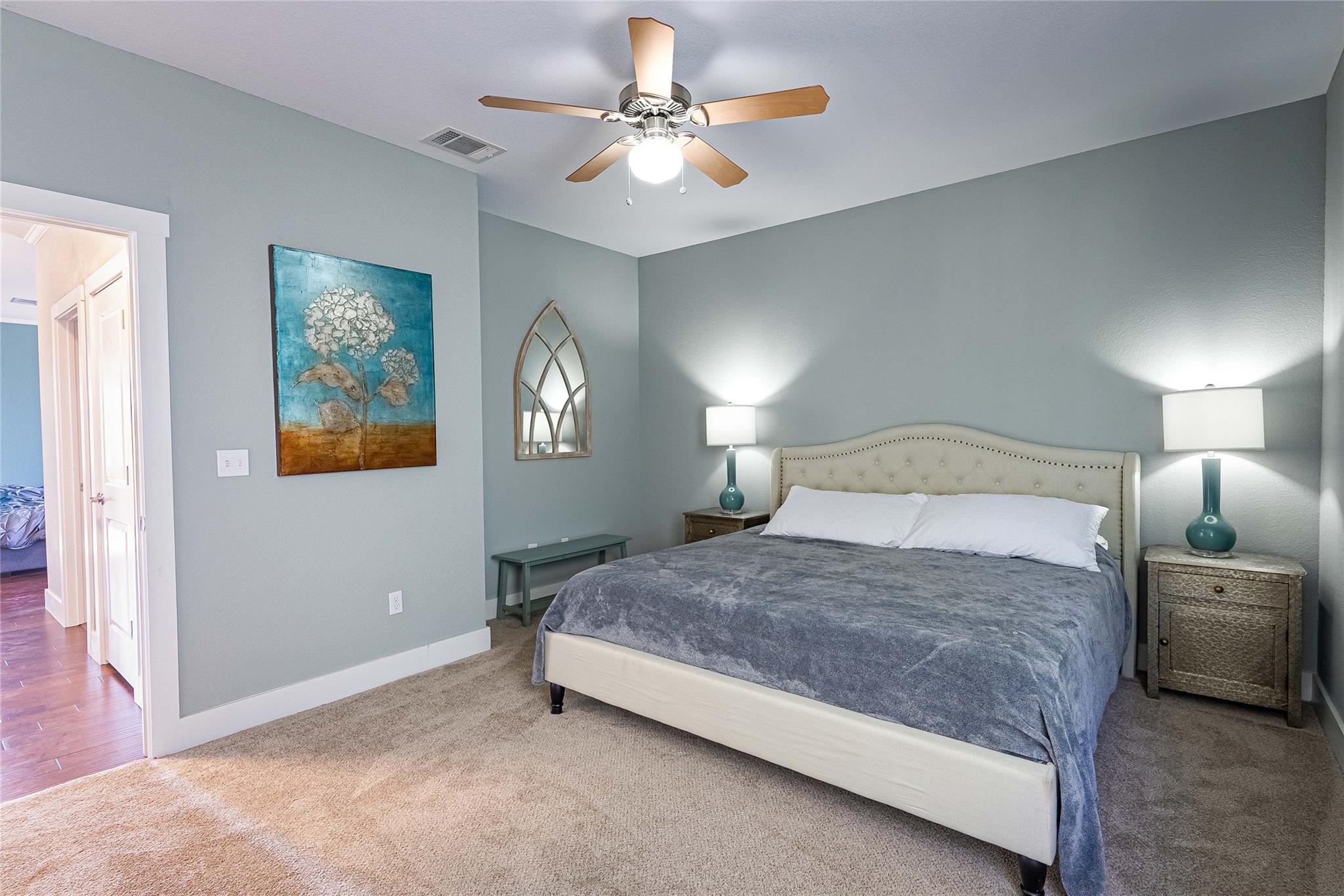 410 Summit Ridge Dr N, Point Venture, TX 78645