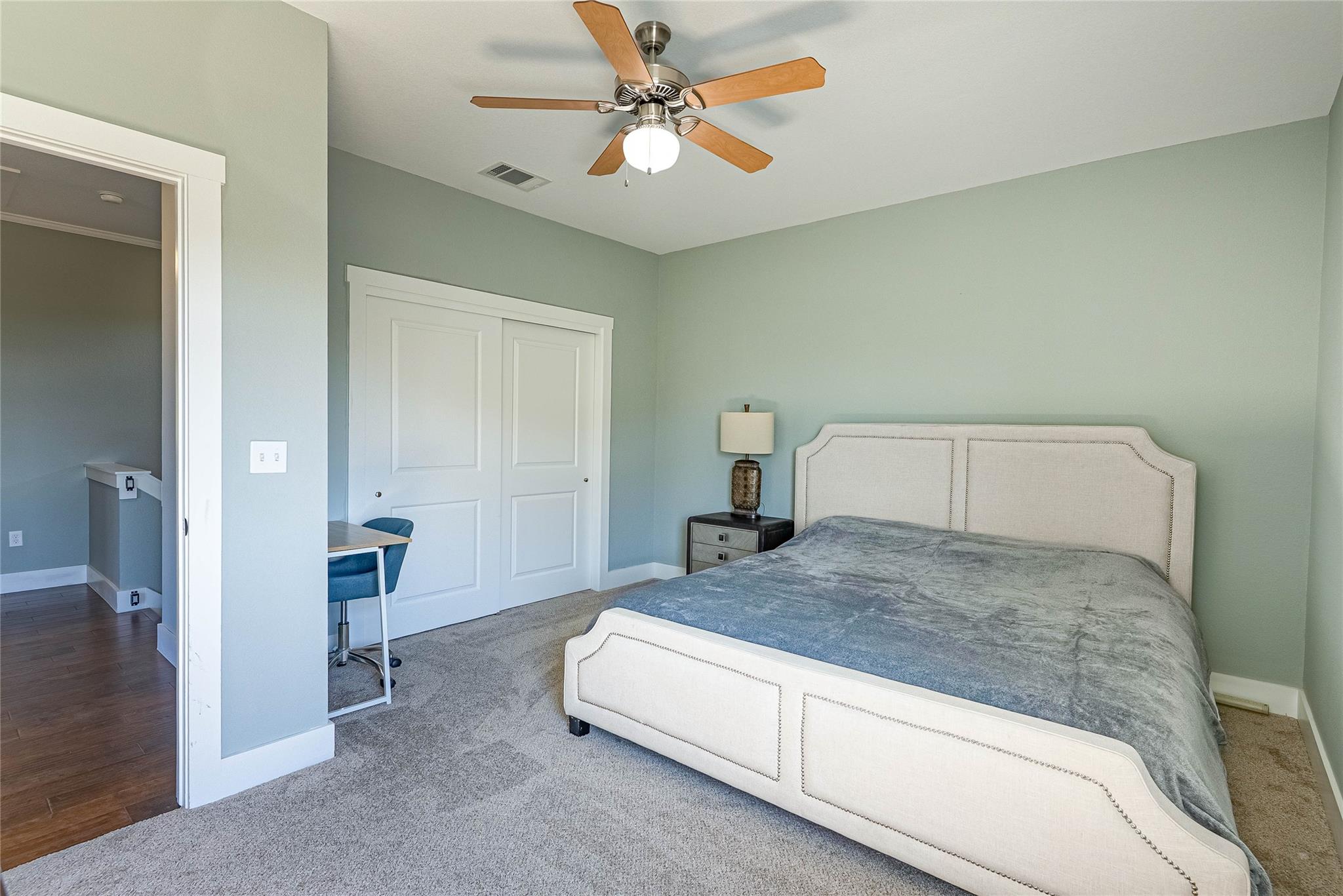 410 Summit Ridge Dr N, Point Venture, TX 78645