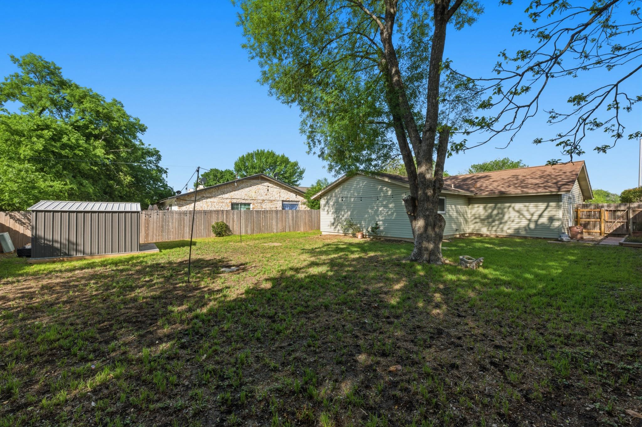 5613 Jacaranda Dr, Austin, TX 78744