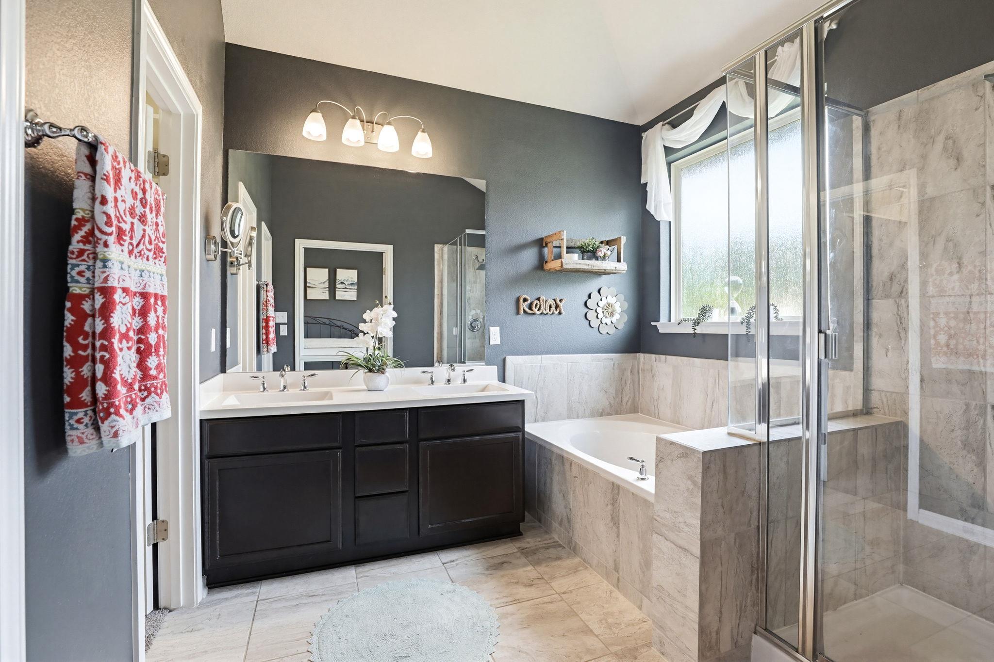 165 Senna Dr, Dripping Springs, TX 78620
