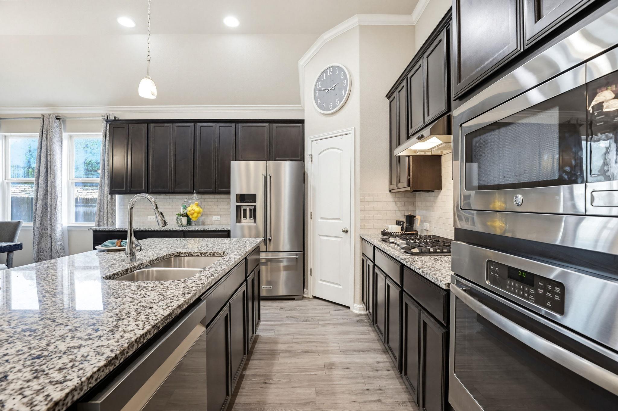 165 Senna Dr, Dripping Springs, TX 78620