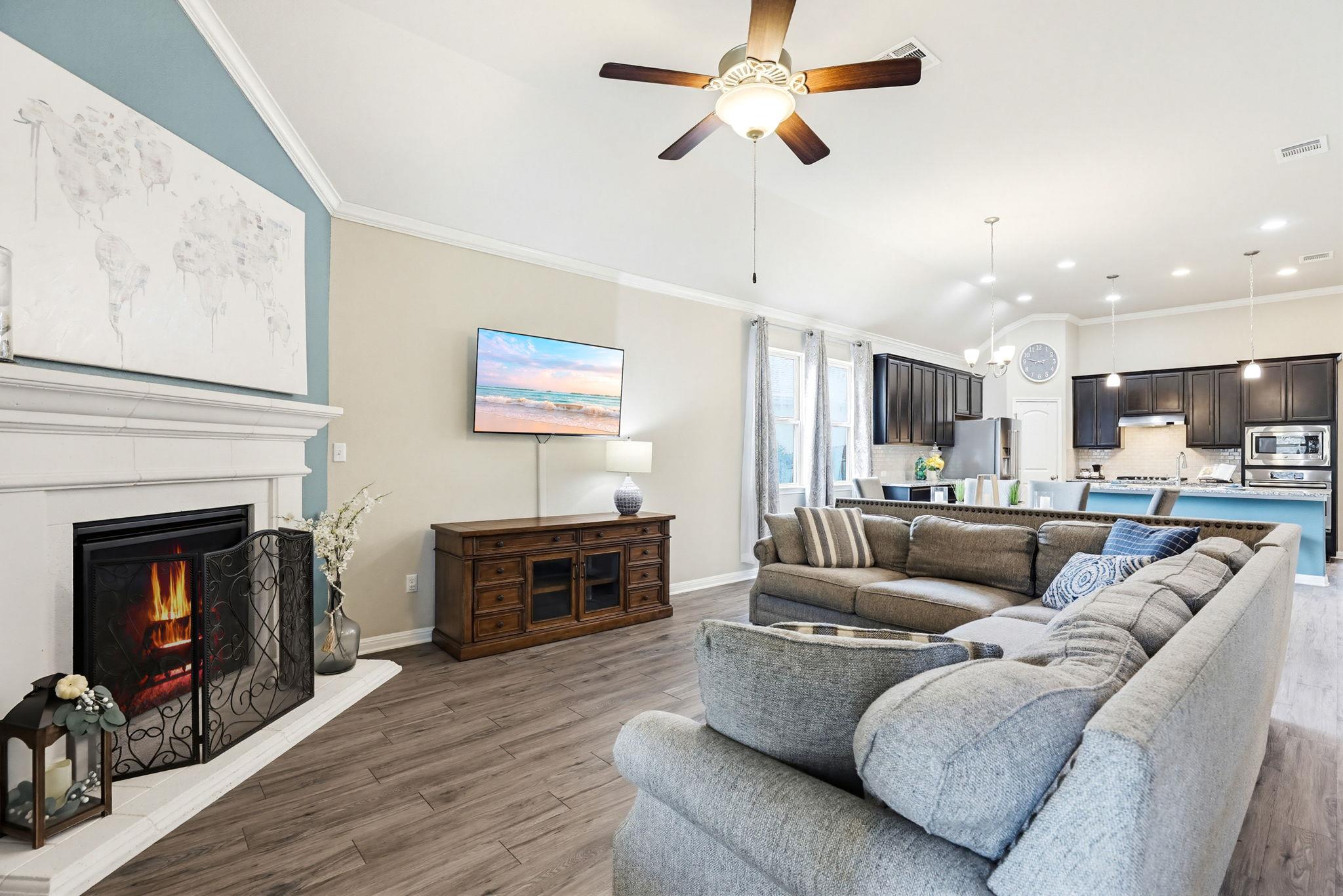 165 Senna Dr, Dripping Springs, TX 78620