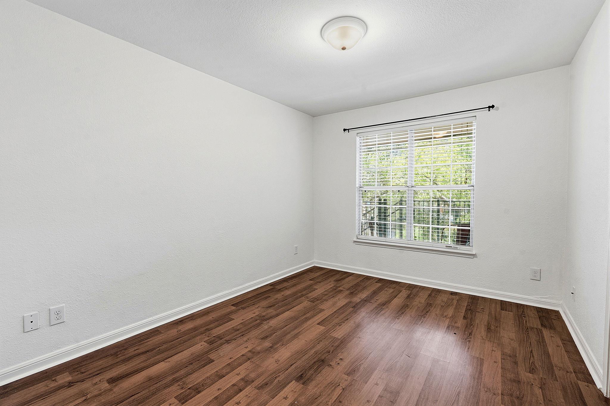 7685 Northcross Dr # 1121, Austin, TX 78757