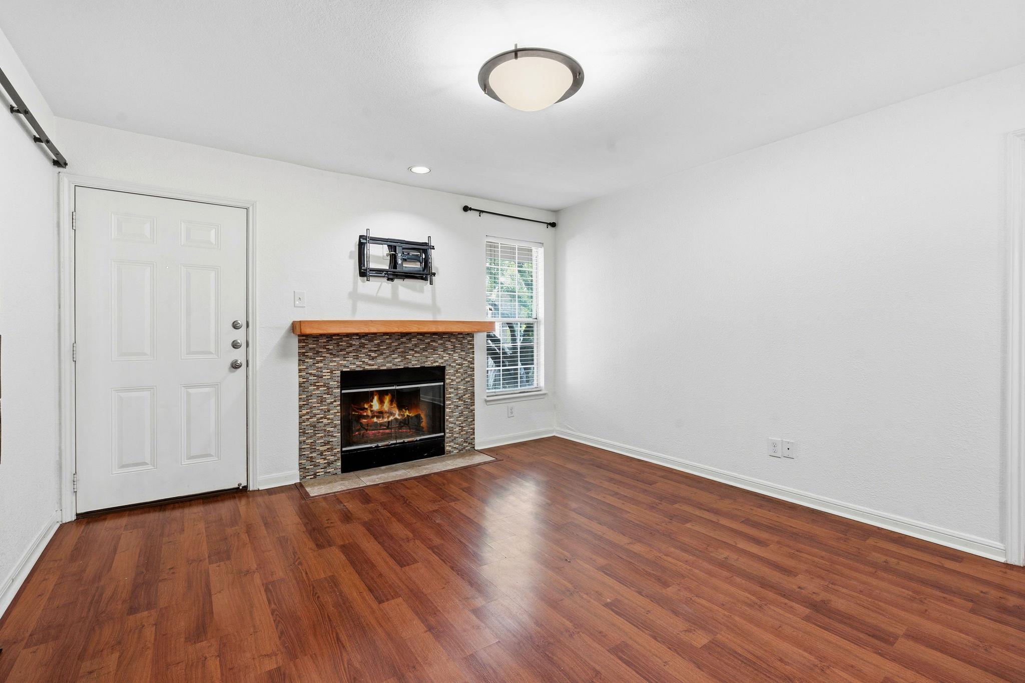 7685 Northcross Dr # 1121, Austin, TX 78757