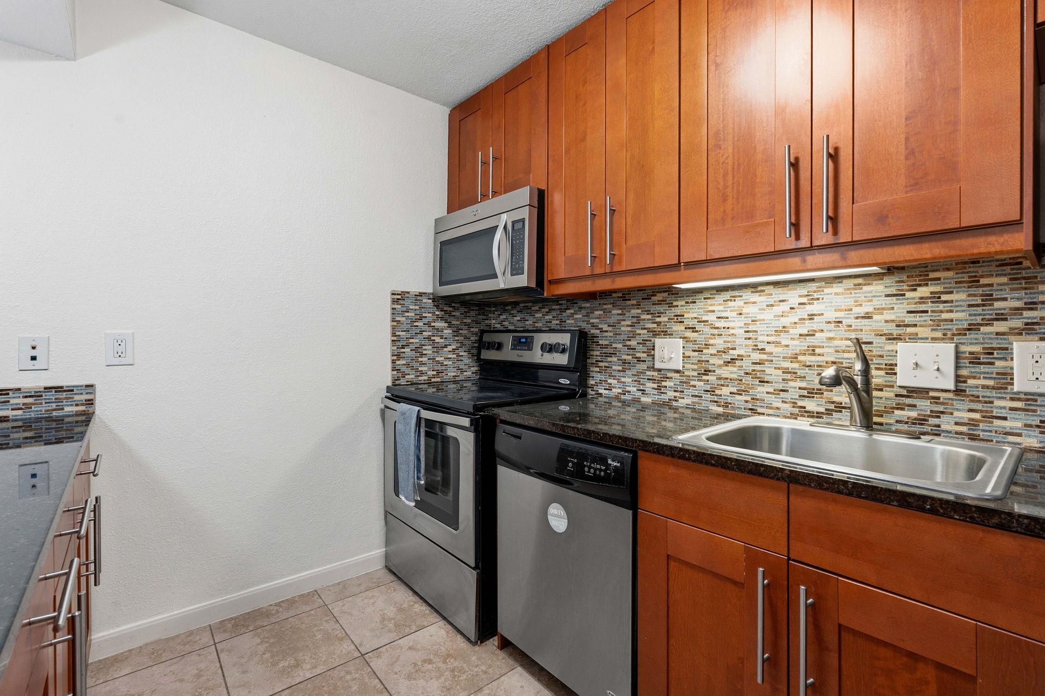 7685 Northcross Dr # 1121, Austin, TX 78757