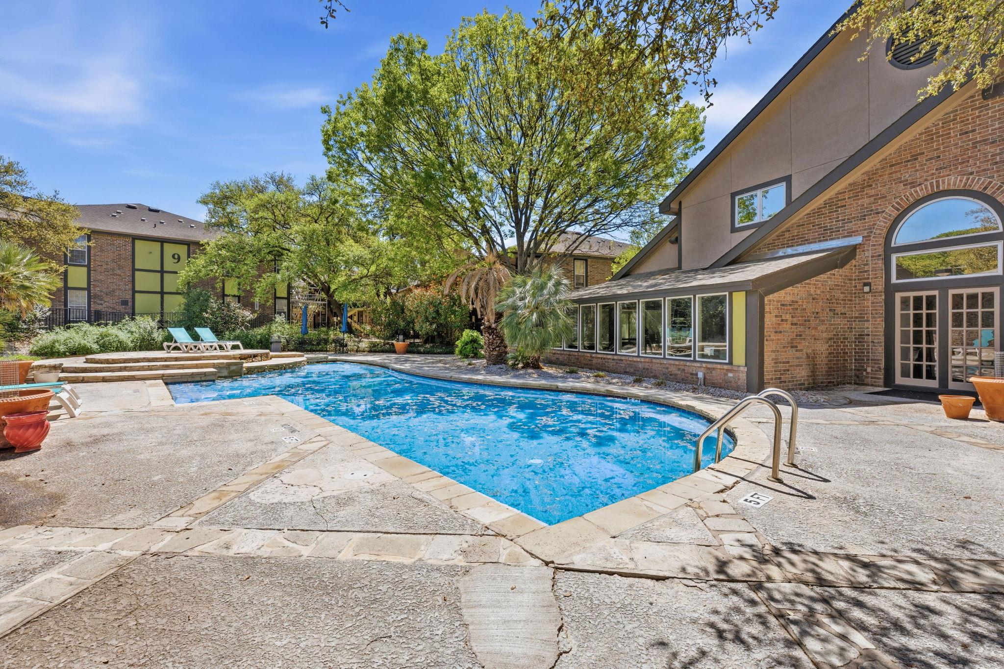 7685 Northcross Dr # 1121, Austin, TX 78757