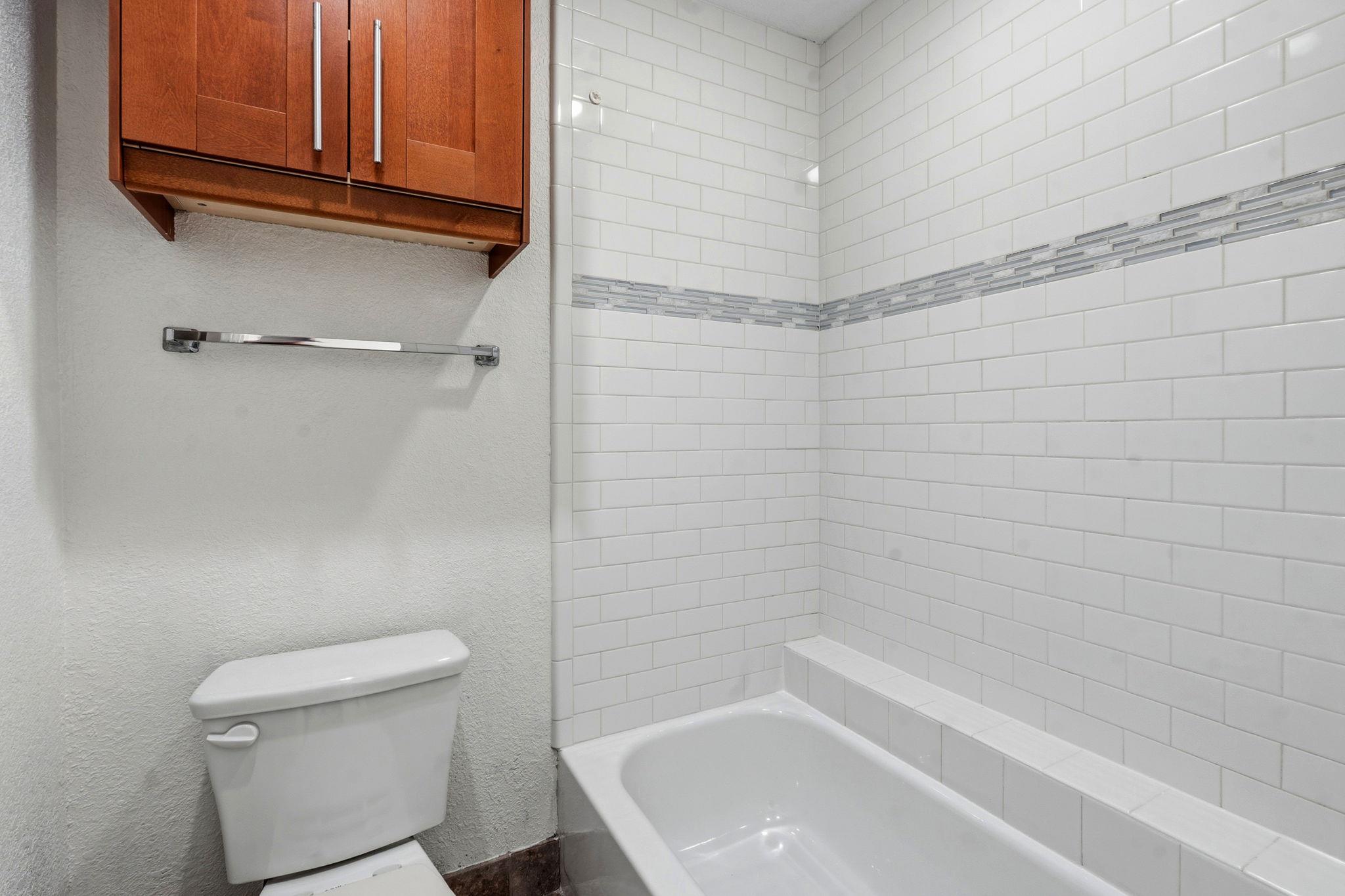 7685 Northcross Dr # 1121, Austin, TX 78757