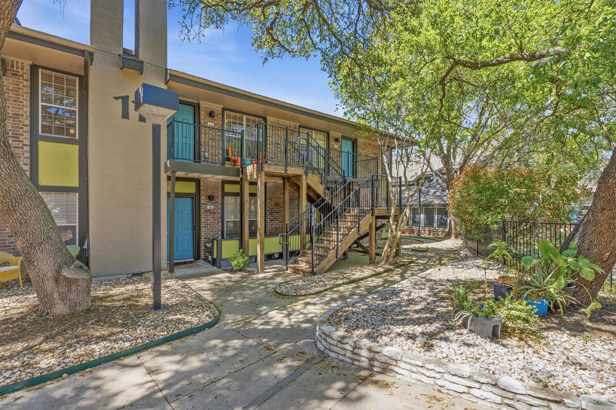 7685 Northcross Dr # 1121, Austin, TX 78757