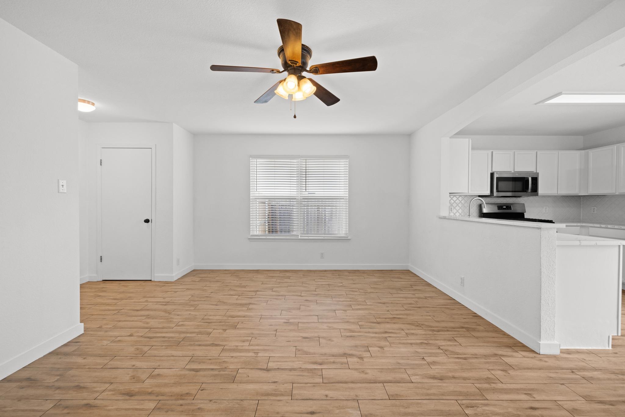 105 Stanford Dr, Leander, TX 78641