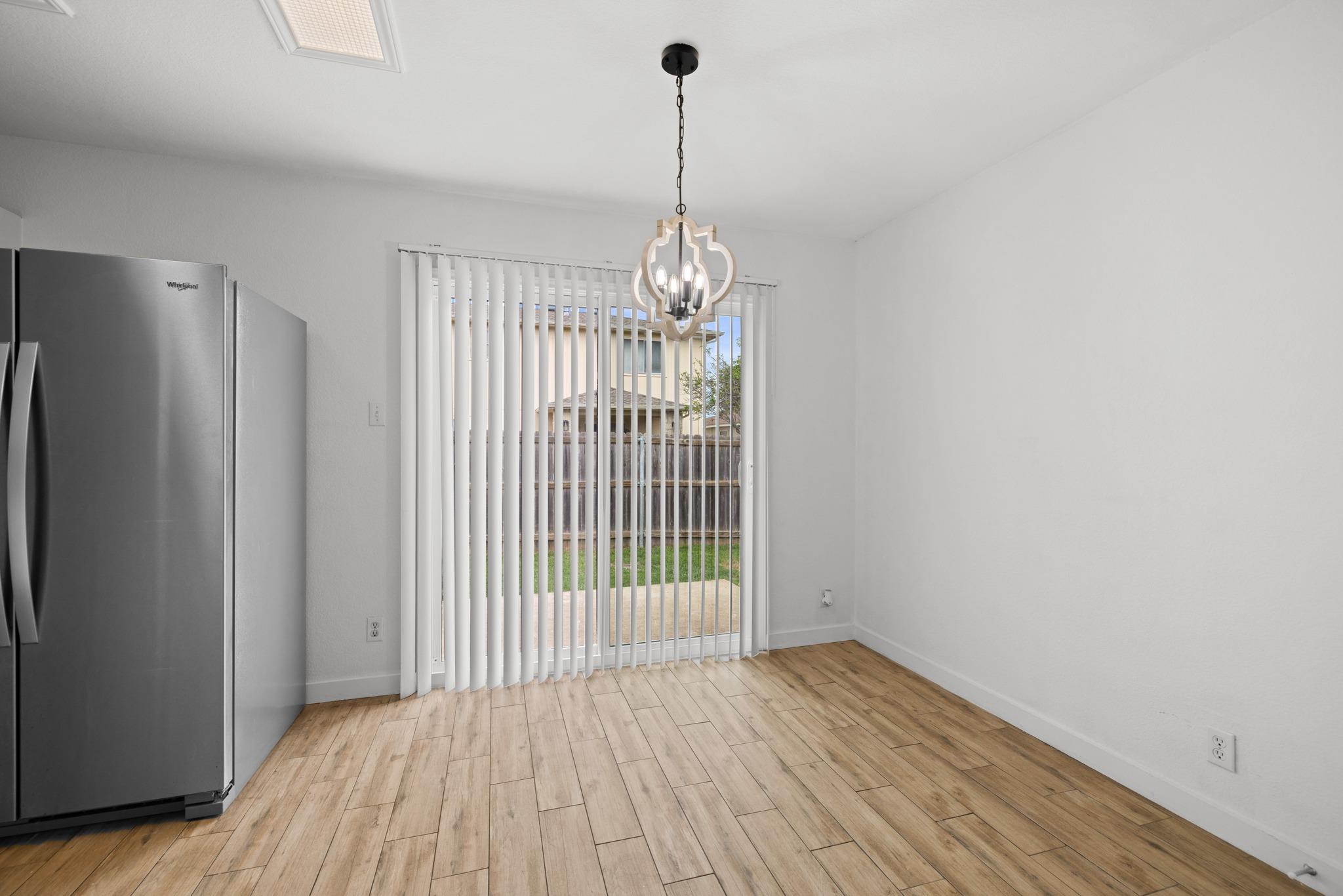 105 Stanford Dr, Leander, TX 78641