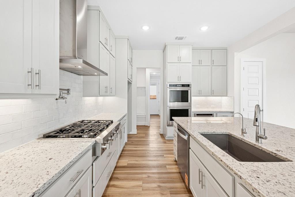 205 Irvine Pass, Liberty Hill, TX 78642