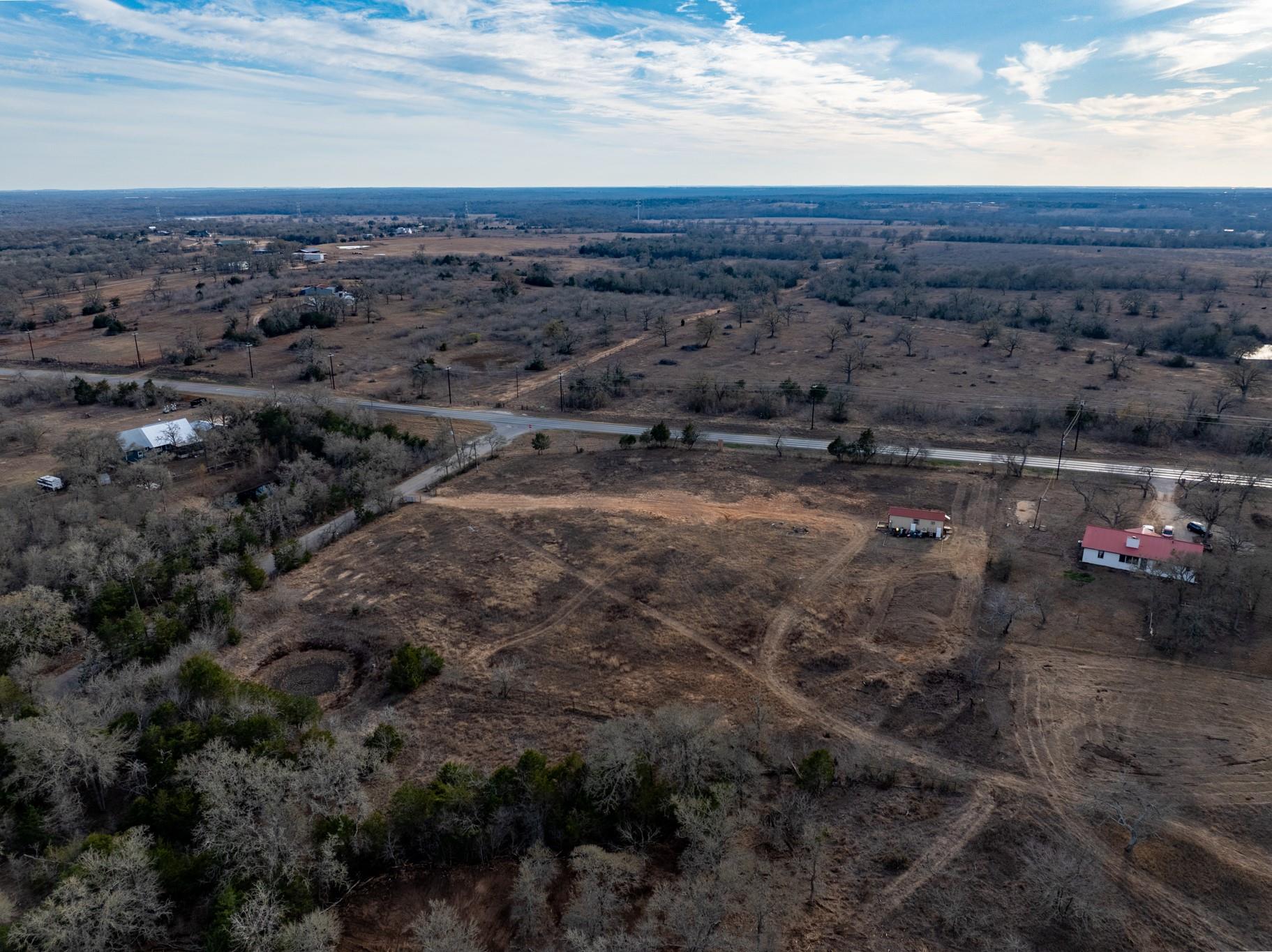 1056 -5A High Grove Rd, Cedar Creek, TX 78612